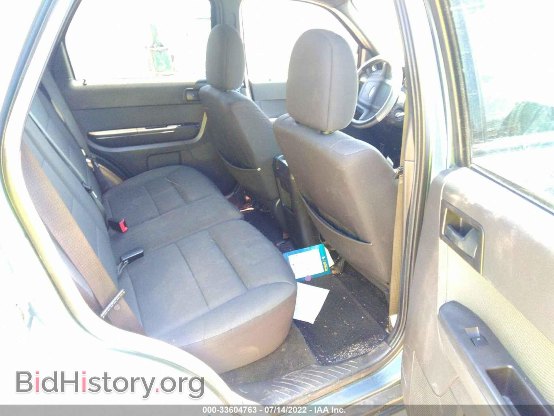 2011 FORD ESCAPE - VIN: 1FMCU0D74BKB21528 - Фото 8
