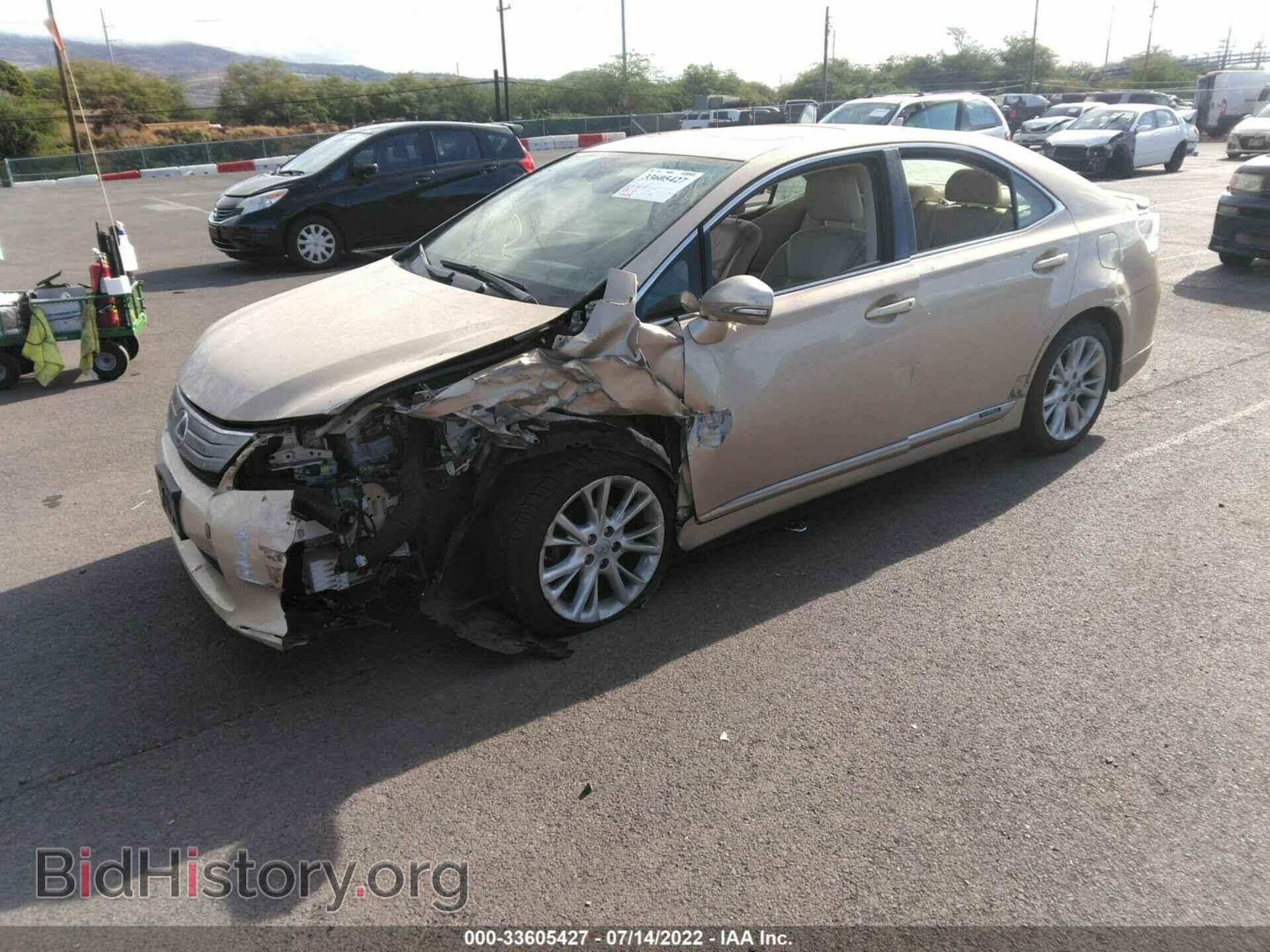2010 LEXUS HS 250H - VIN: JTHBB1BA4A2007018 - Photo 2