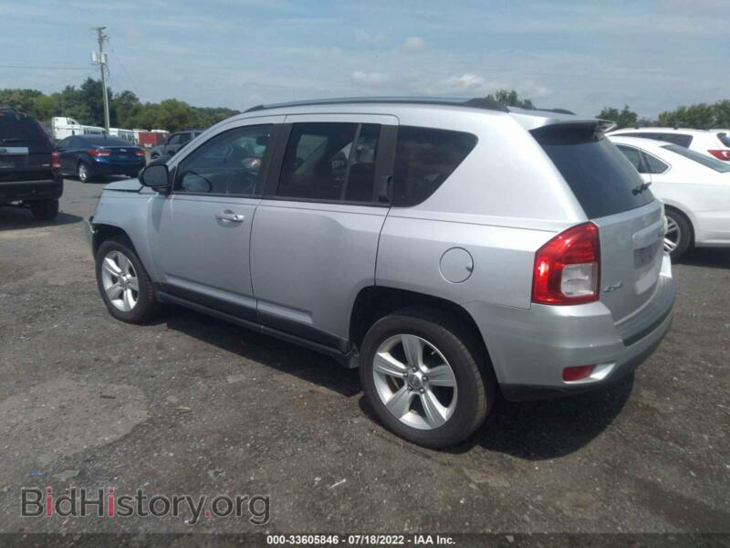 2011 Jeep COMPASS (VIN 1J4NF1FB5BD252061) — фото 3 из 11