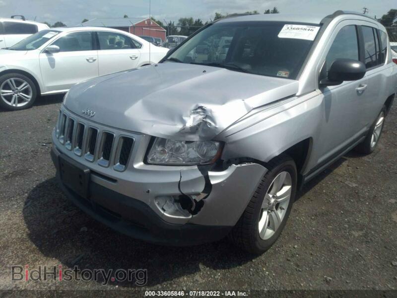 2011 Jeep COMPASS (VIN 1J4NF1FB5BD252061) — фото 6 из 11