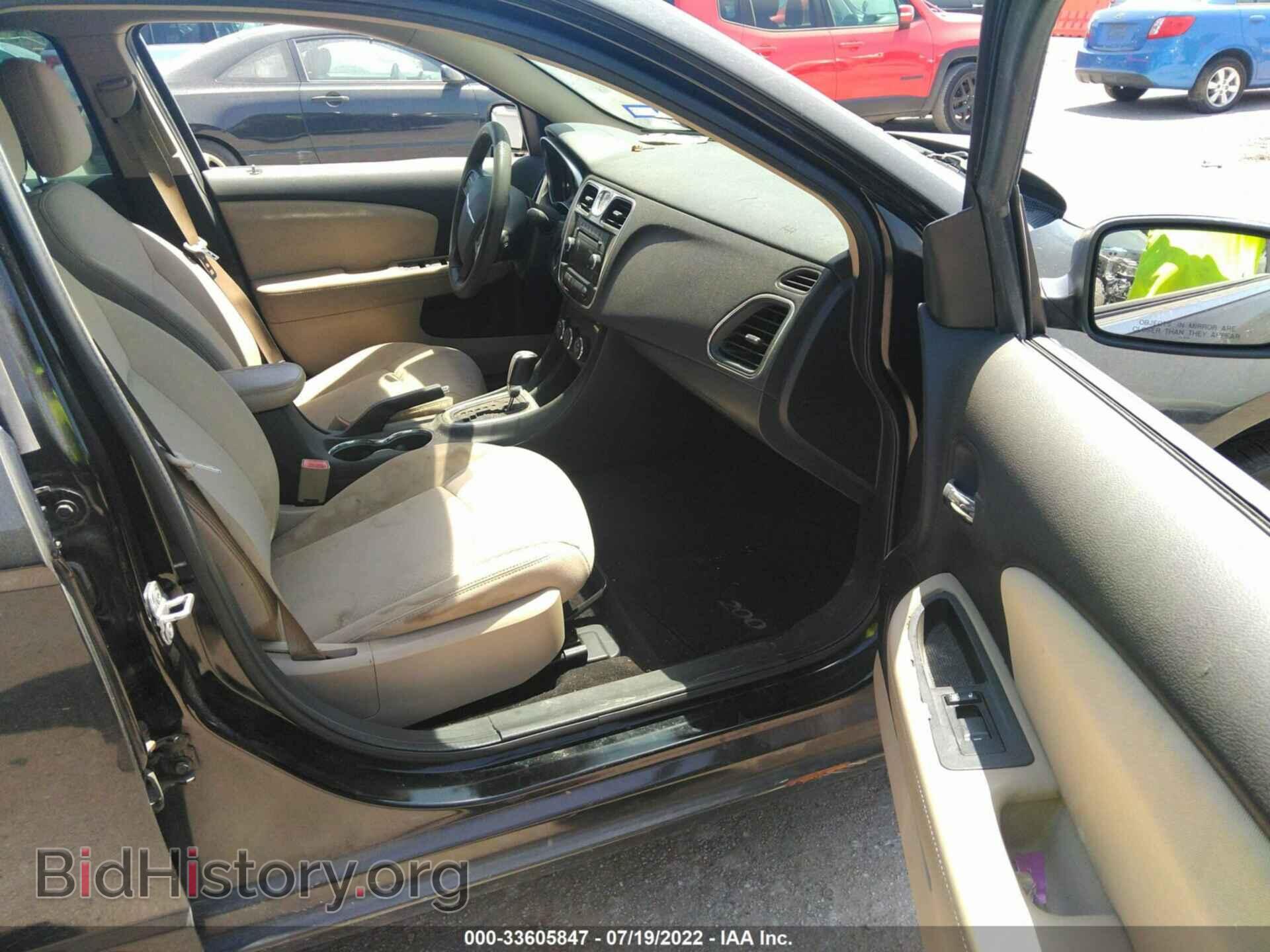 2011 CHRYSLER 200 - VIN: 1C3BC4FB6BN576508 - Фото 5
