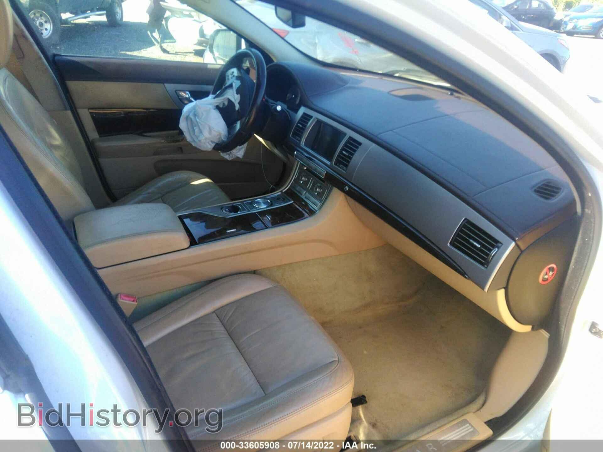 2011 JAGUAR XF - VIN: SAJWA0FB8BLS14740 - Фото 5