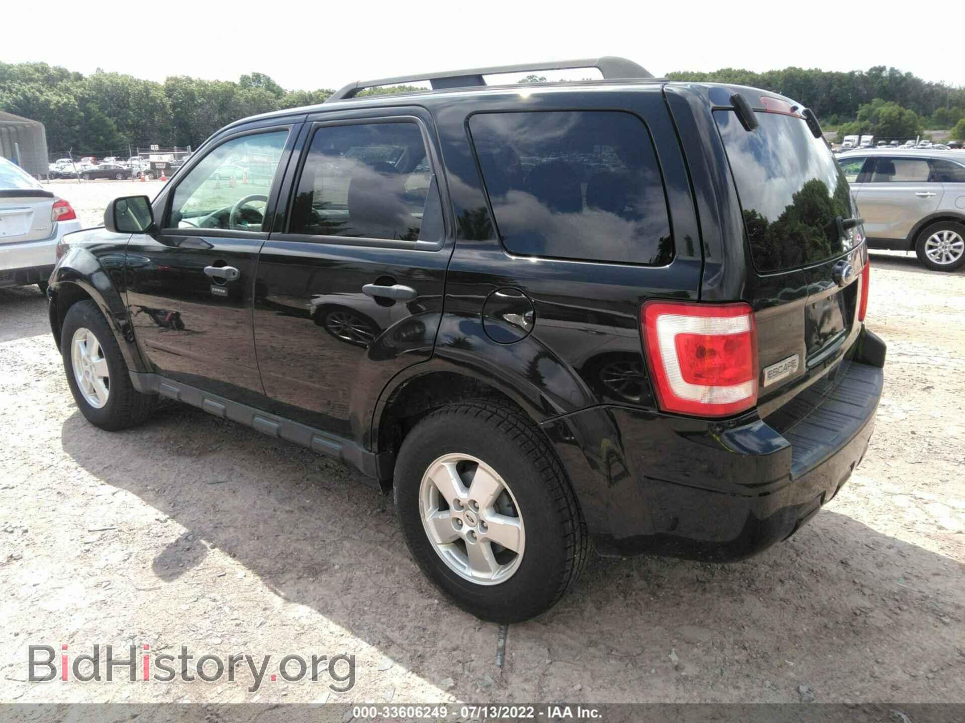 2010 FORD ESCAPE - VIN: 1FMCU0D7XAKB01024 - Фото 3
