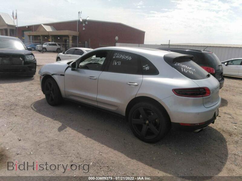 2017 Porsche MACAN (VIN WP1AB2A5XHLB19042) — photo 3 of 10