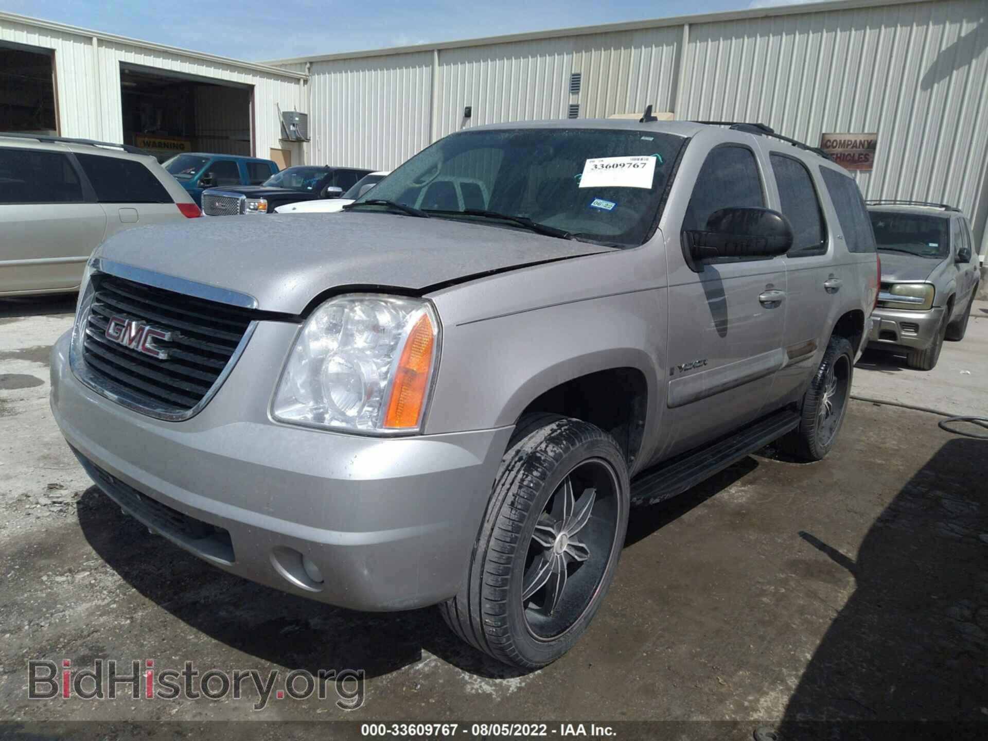 2008 GMC YUKON - VIN: 1GKFC13018R180961 - Фото 2