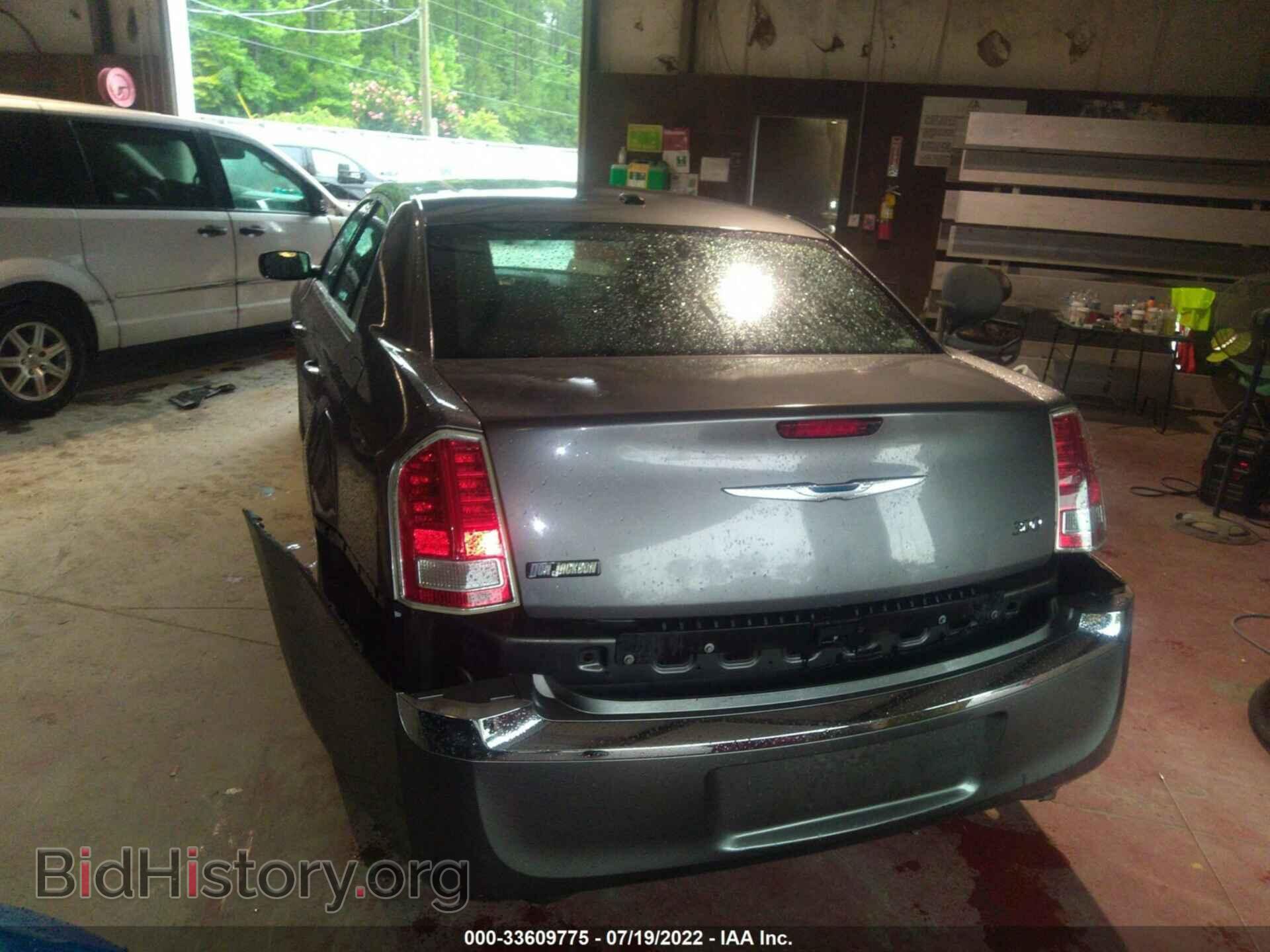 2012 CHRYSLER 300 - VIN: 2C3CCAAG6CH188811 - Photo 3