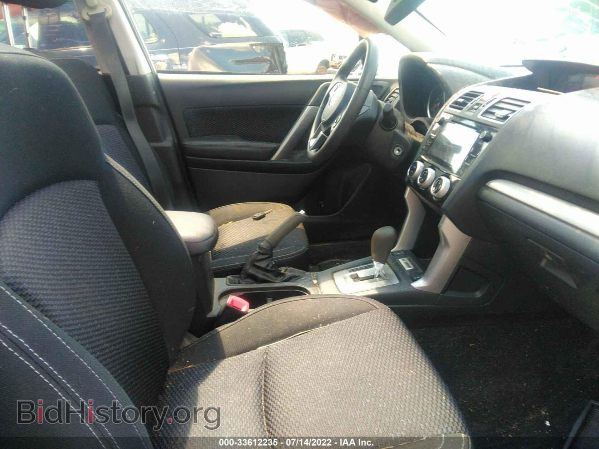 2018 SUBARU FORESTER - VIN: JF2SJAEC2JH570410 - Фото 5