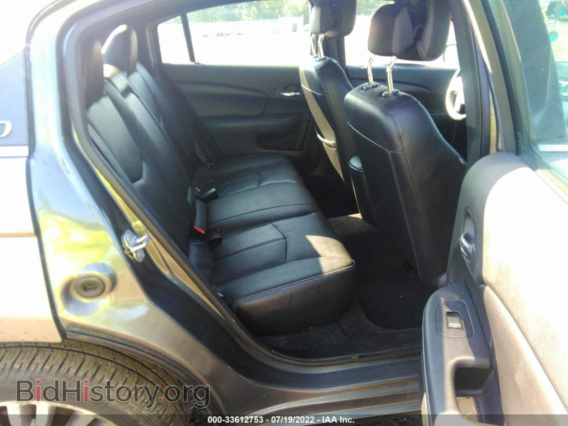 2012 CHRYSLER 200 - VIN: 1C3CCBCB3CN164917 - Фото 8