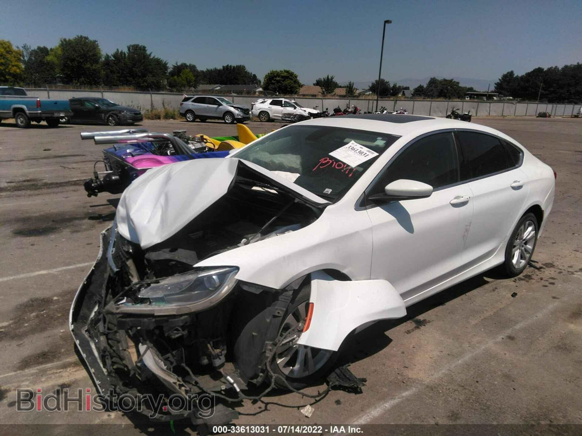 2015 CHRYSLER 200 - VIN: 1C3CCCAB9FN740877 - Photo 2