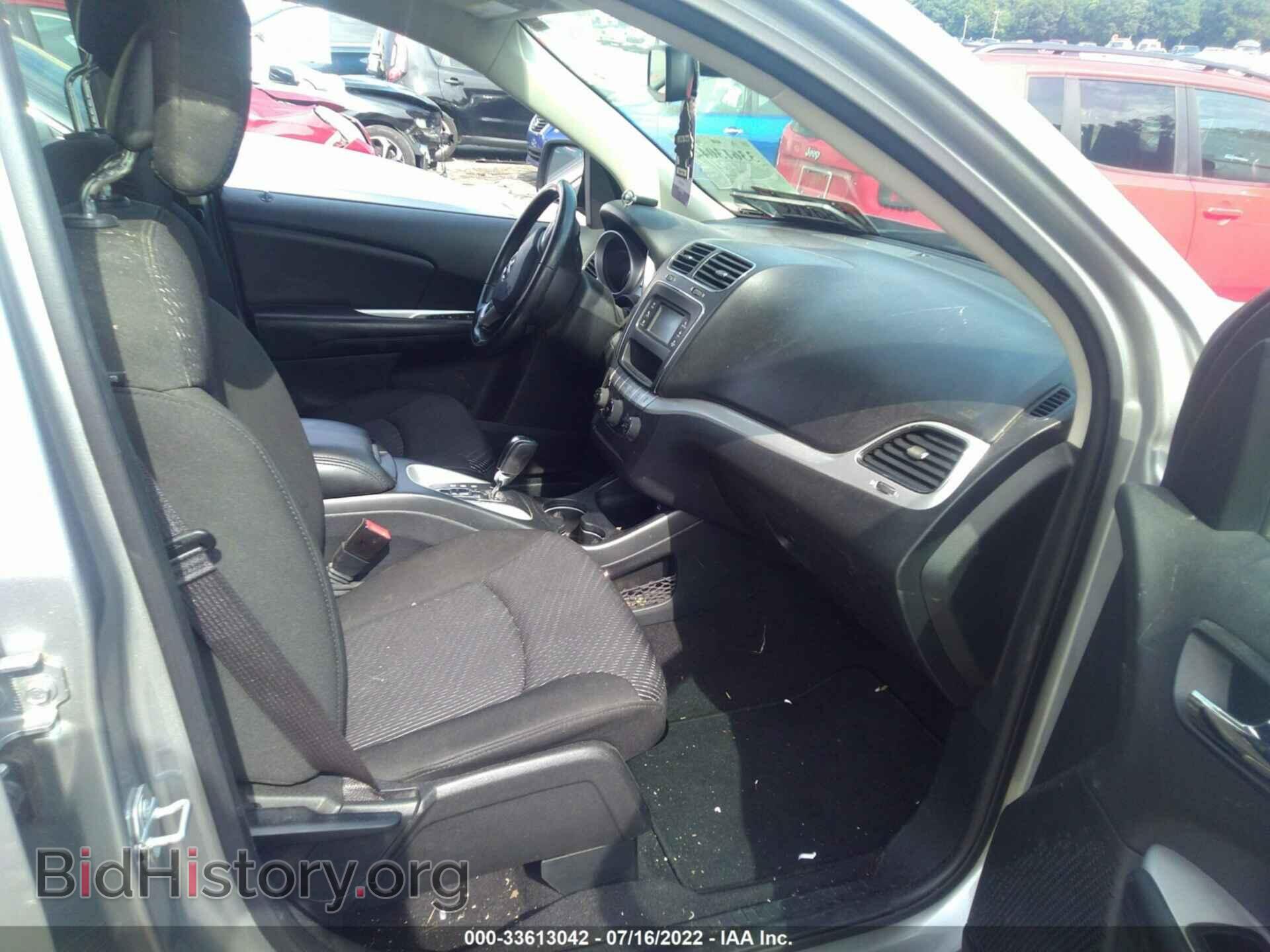 2019 DODGE JOURNEY - VIN: 3C4PDCBBXKT810566 - Фото 5