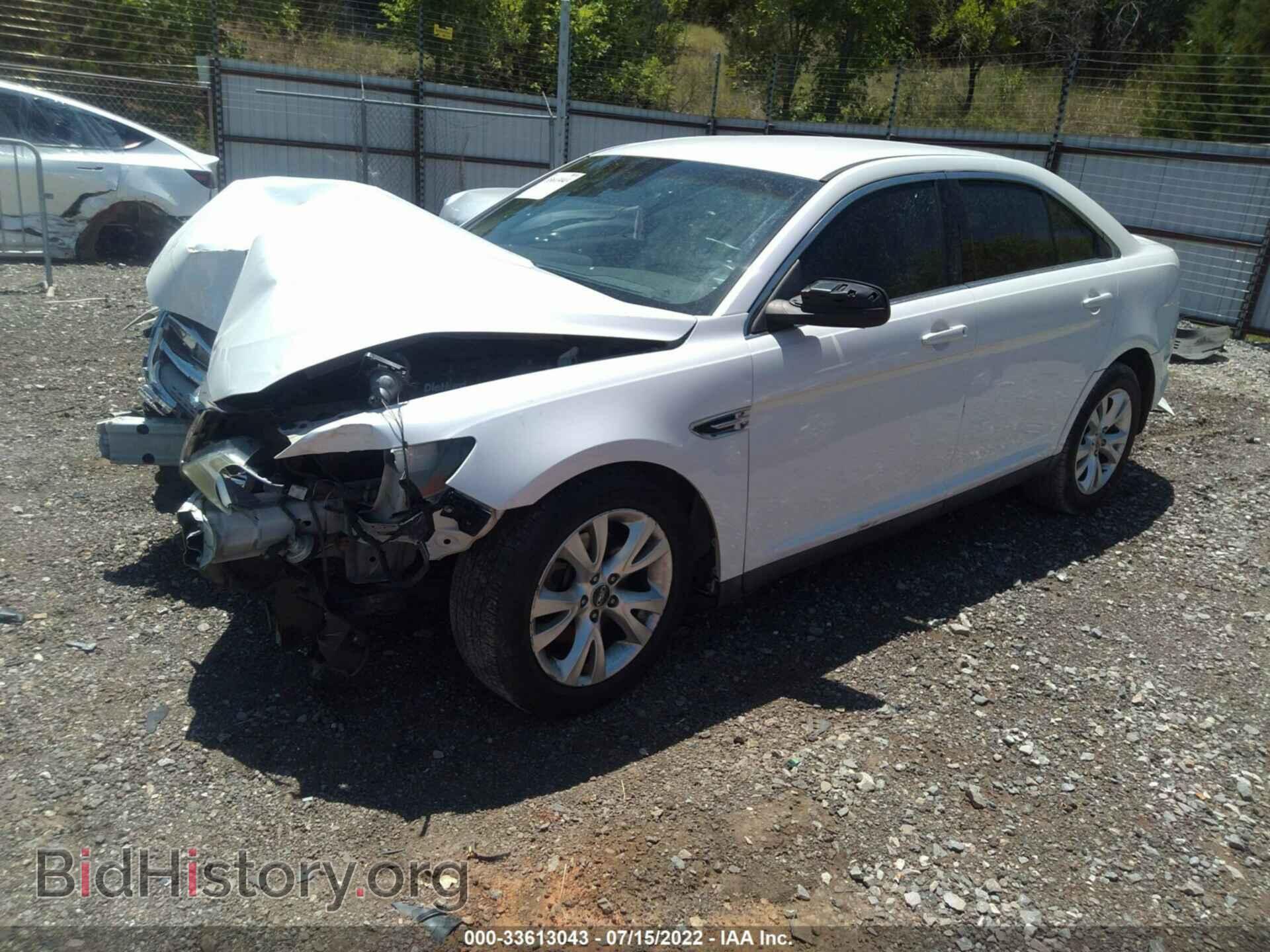 2011 FORD TAURUS - VIN: 1FAHP2EW4BG125736 - Photo 2