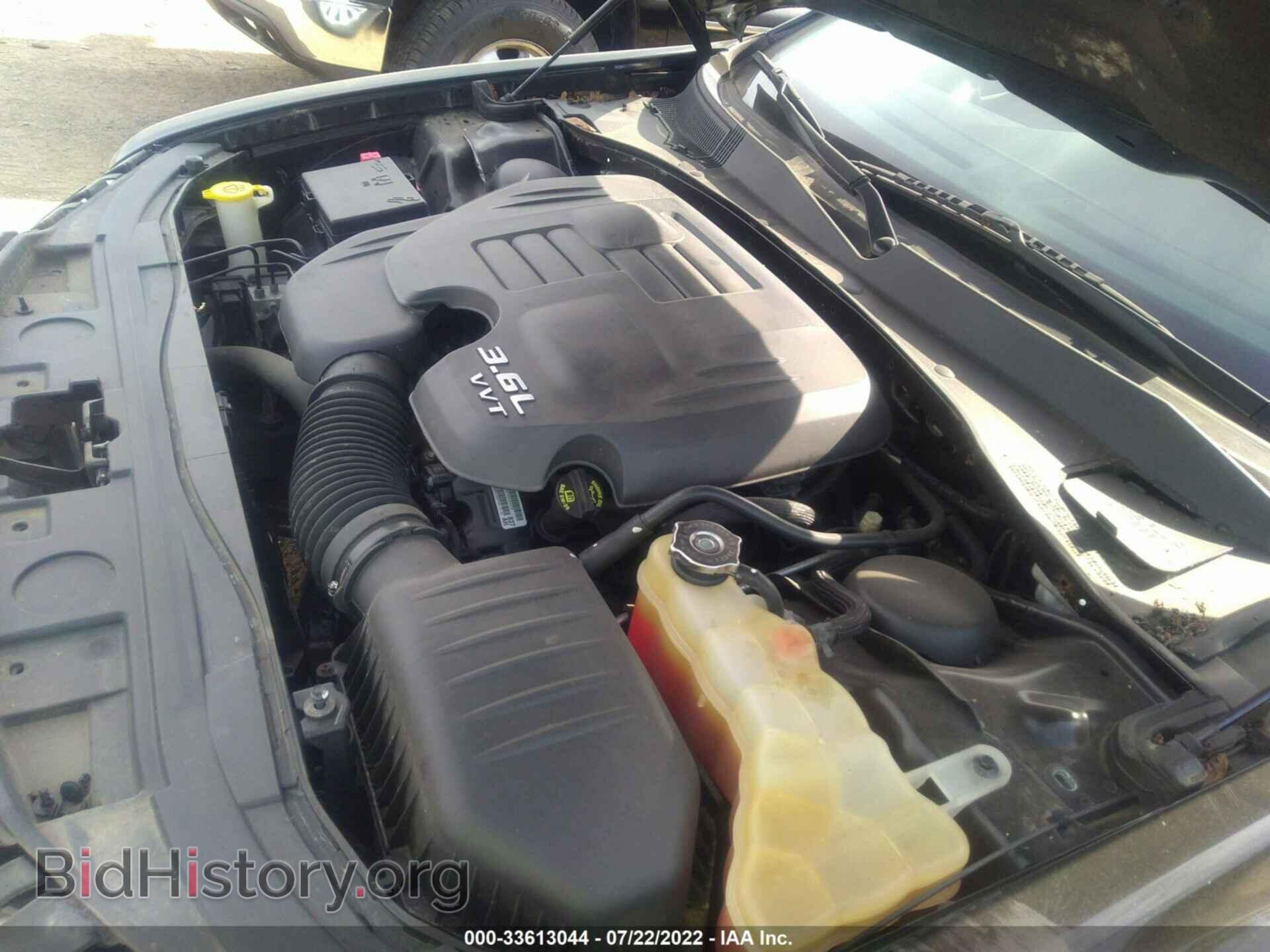 2014 CHRYSLER 300 - VIN: 2C3CCAAG1EH307061 - Фото 10