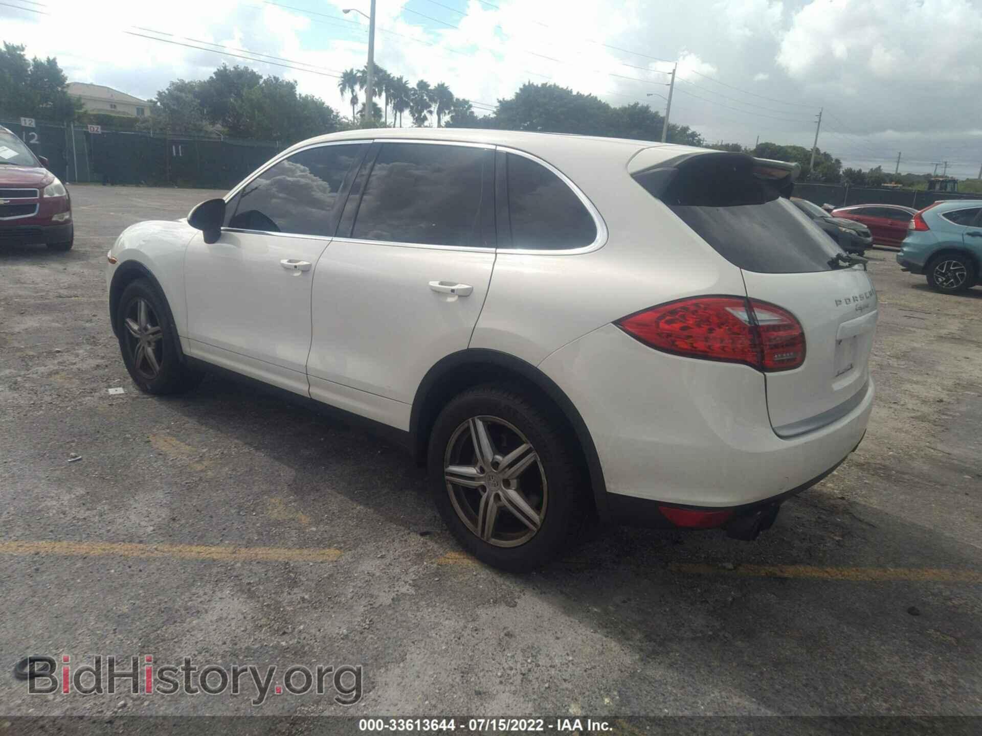 2011 PORSCHE CAYENNE - VIN: WP1AA2A24BLA01830 - Фото 3