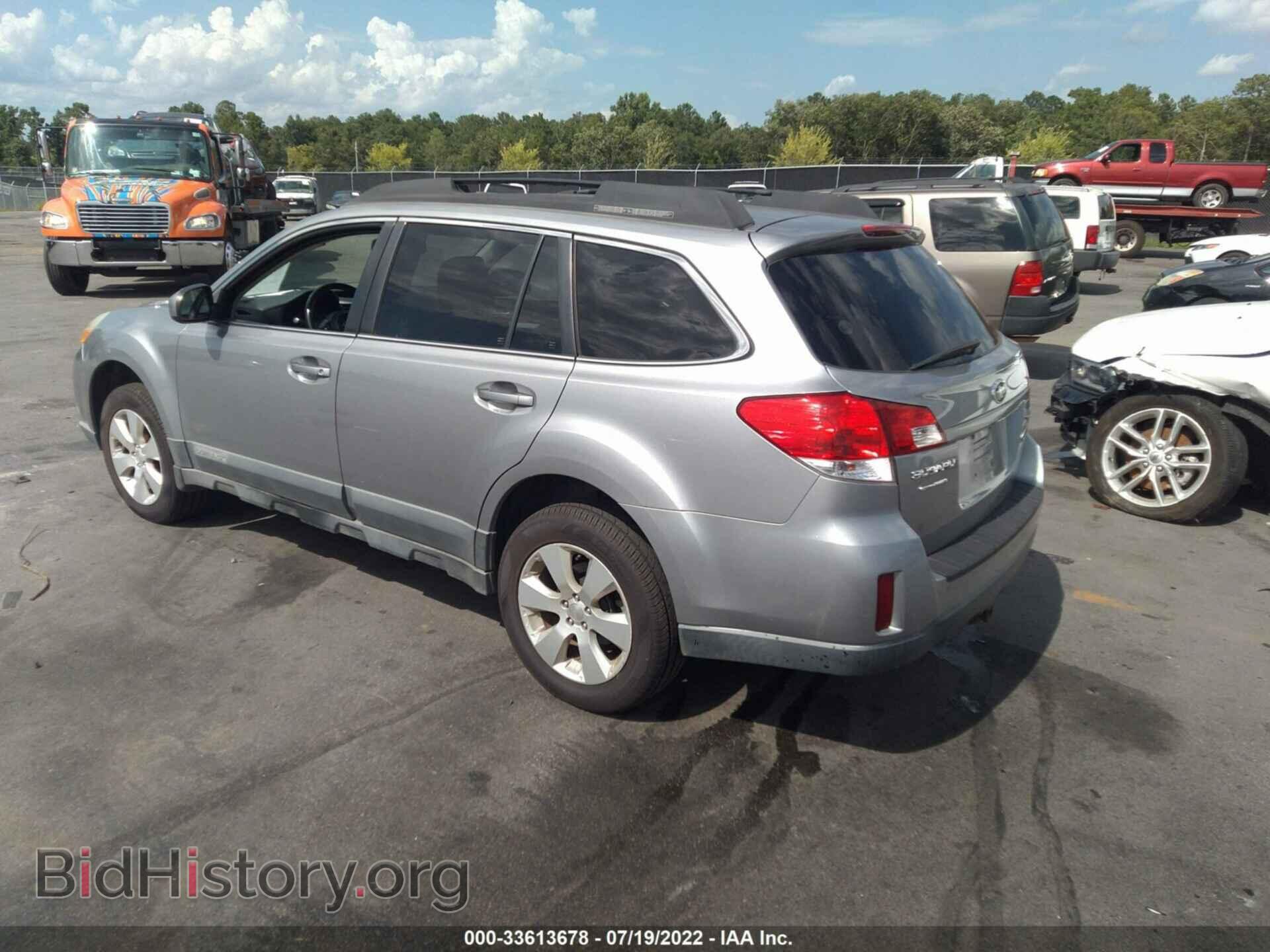 2011 SUBARU OUTBACK - VIN: 4S4BRBGC0B3344516 - Фото 3