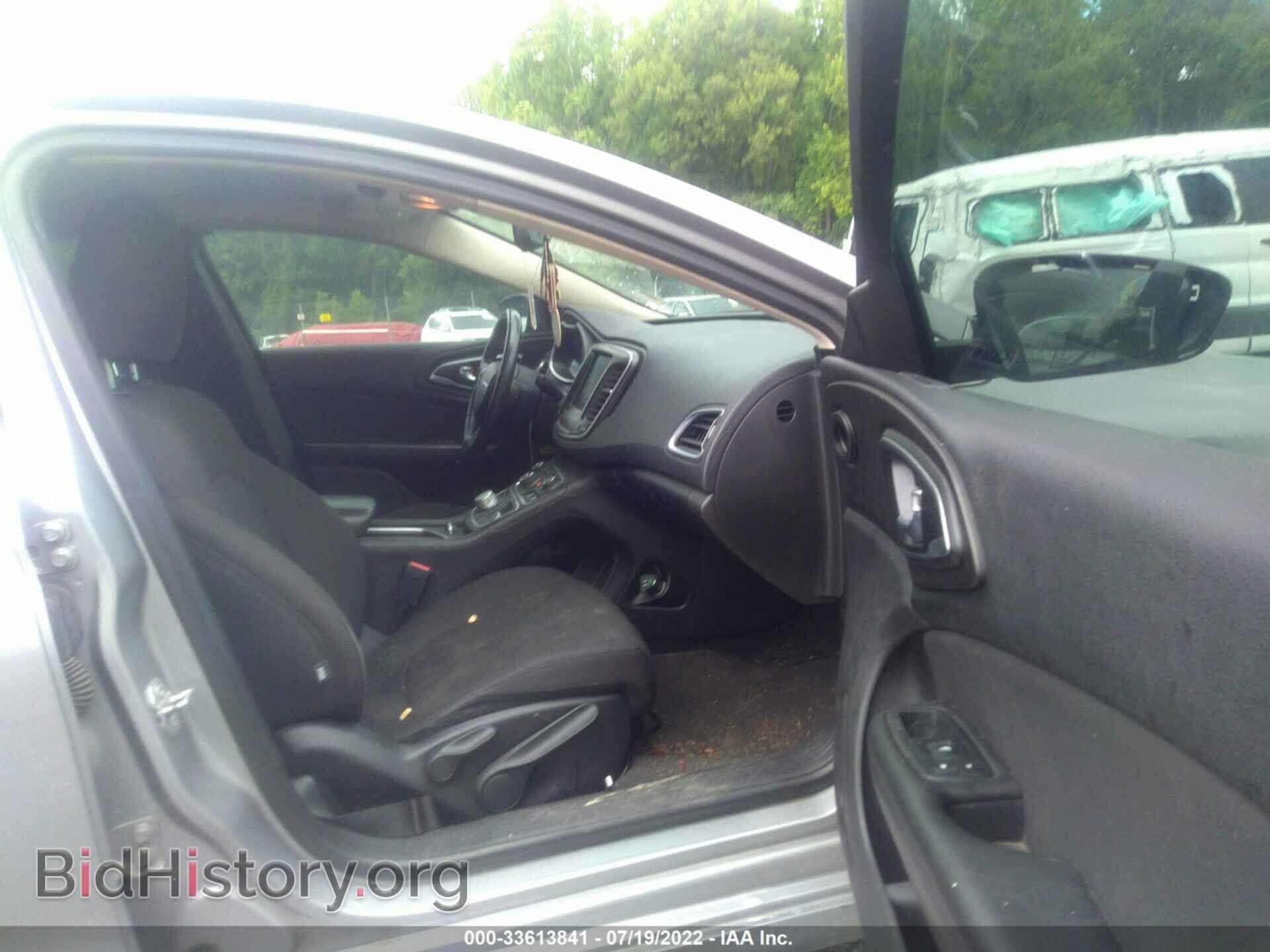2016 CHRYSLER 200 - VIN: 1C3CCCAB0GN108495 - Photo 5