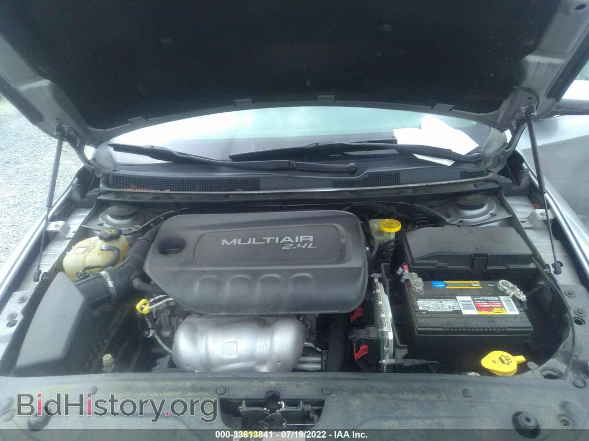 2016 CHRYSLER 200 - VIN: 1C3CCCAB0GN108495 - Photo 10