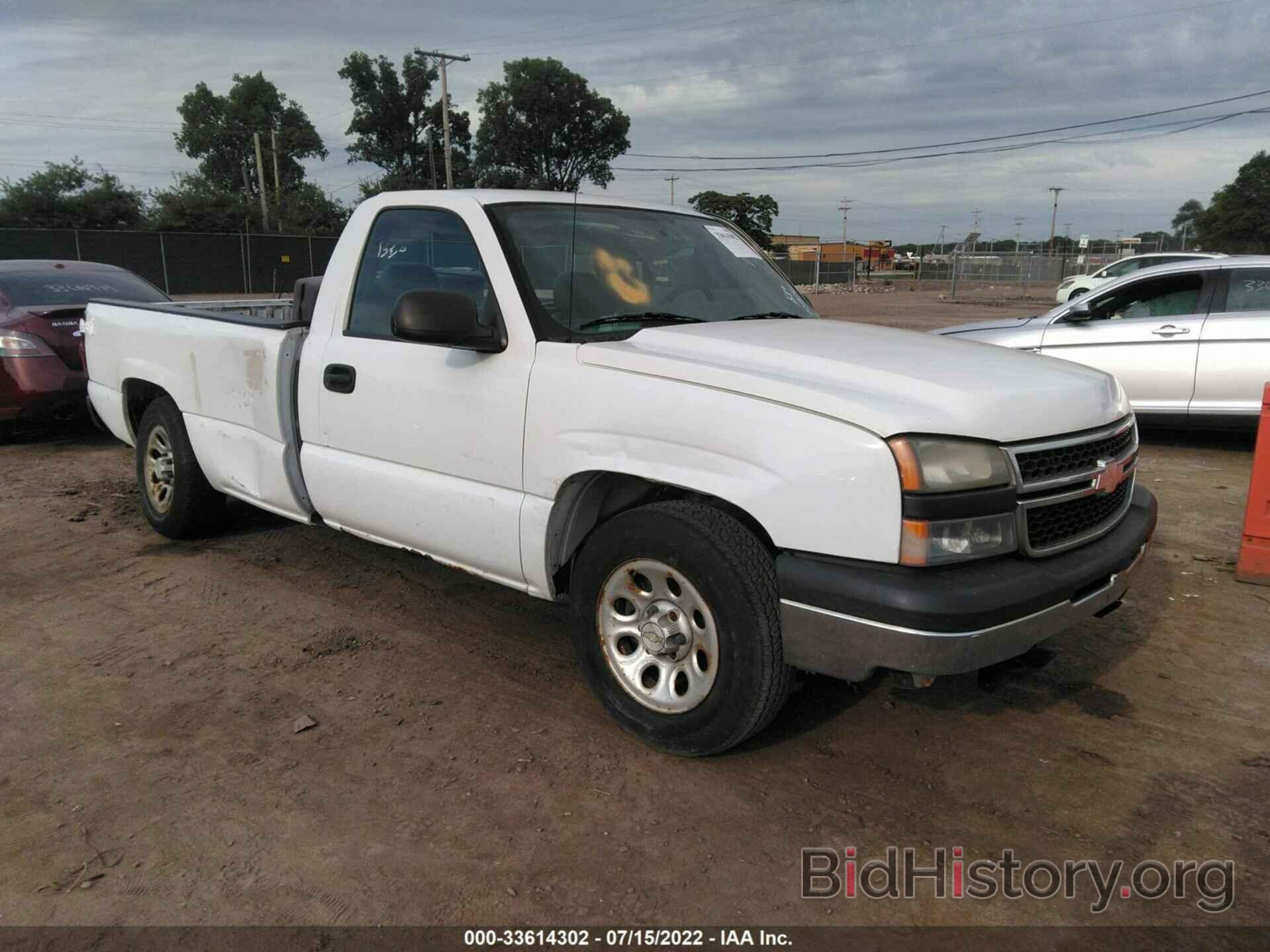 Photo 3GCEC14XX6G244706 - CHEVROLET SILVERADO 1500 2006