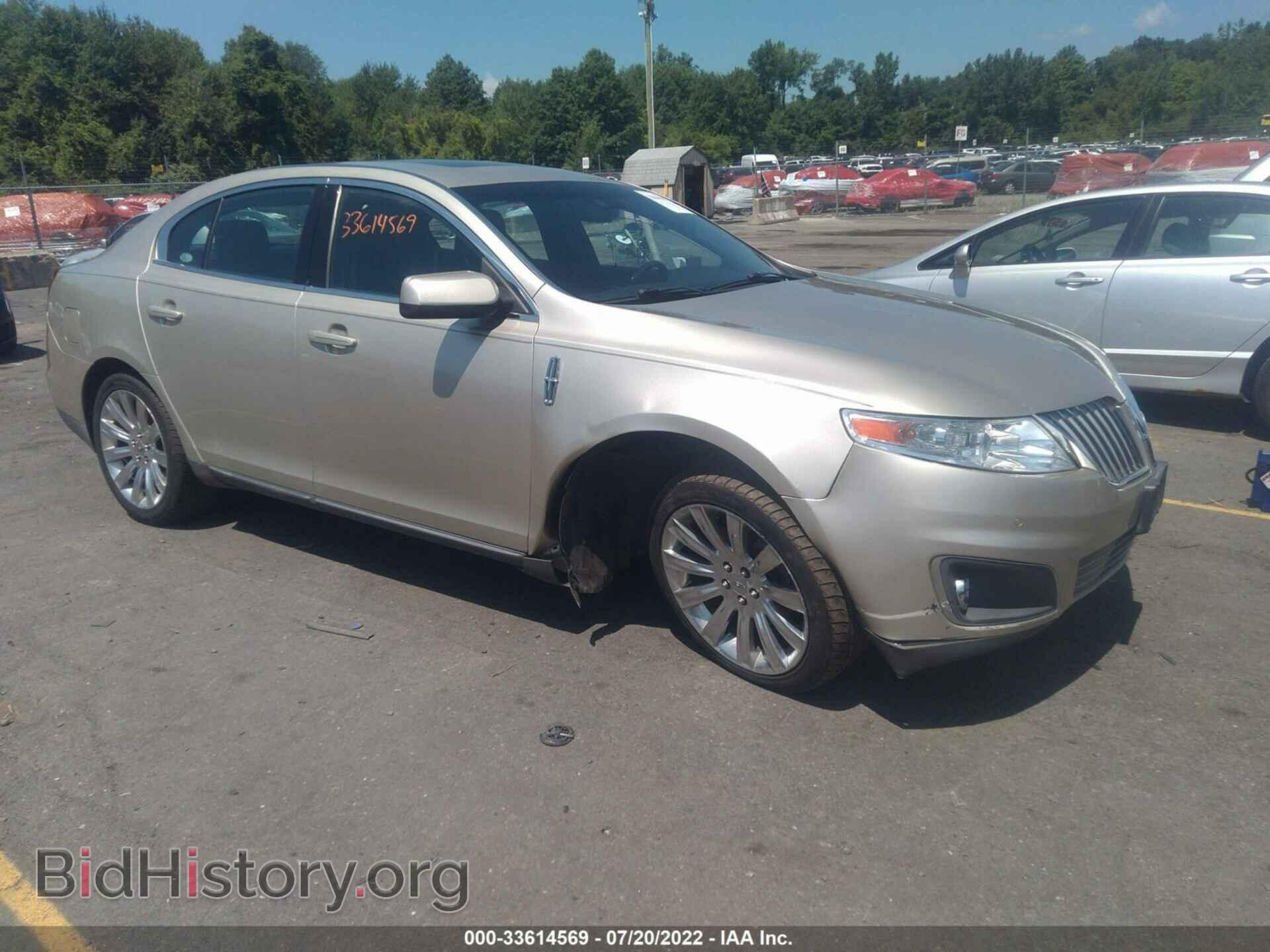 Photo 1LNHL9ER6AG608731 - LINCOLN MKS 2010