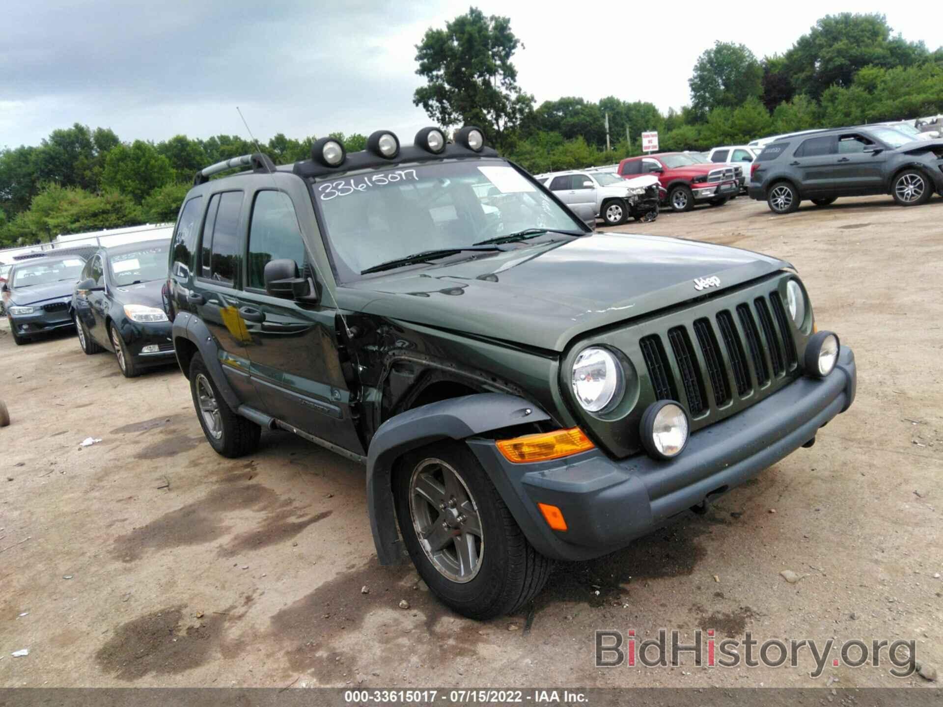 Фотография 1J4GL38K76W218384 - JEEP LIBERTY 2006