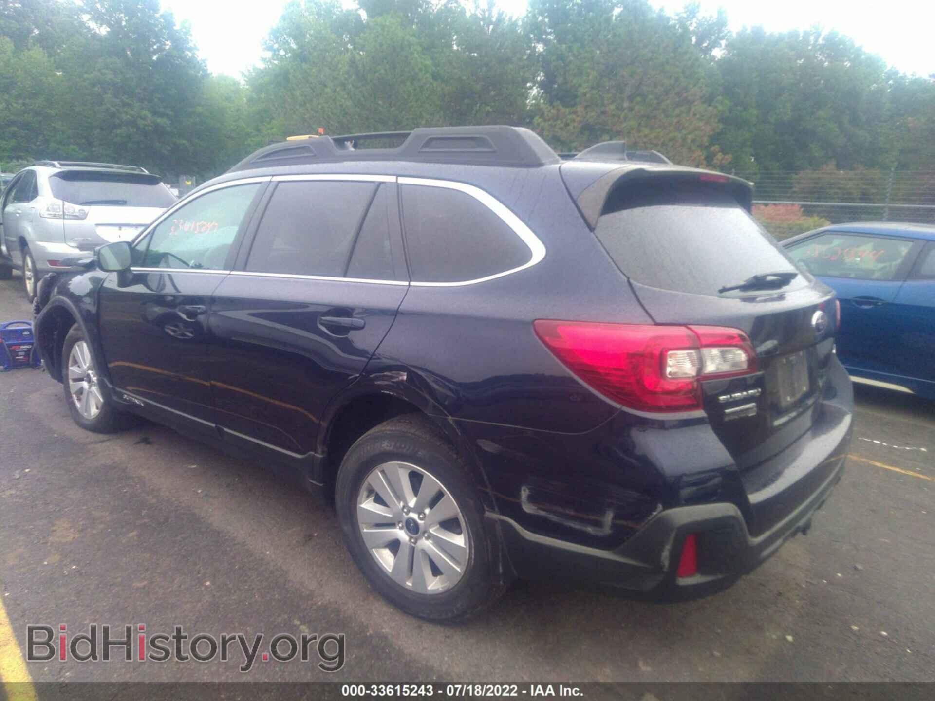 2018 SUBARU OUTBACK - VIN: 4S4BSAHC5J3282557 - Фото 3