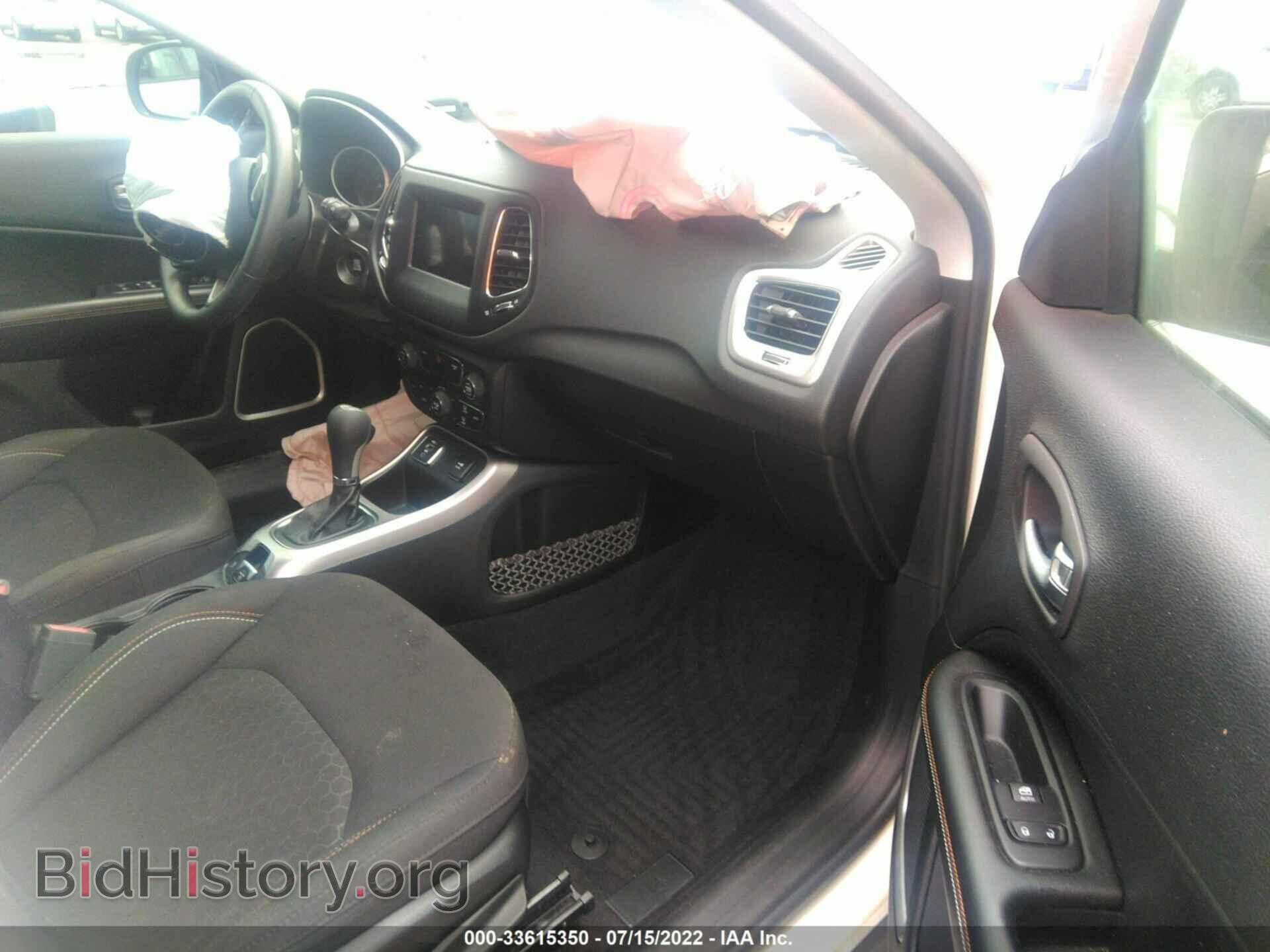 2019 JEEP COMPASS - VIN: 3C4NJCAB2KT649308 - Фото 5