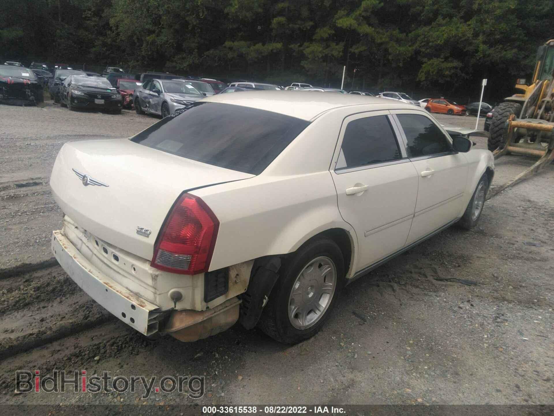 2006 CHRYSLER 300 - VIN: 2C3KA53G16H160215 - Фото 4