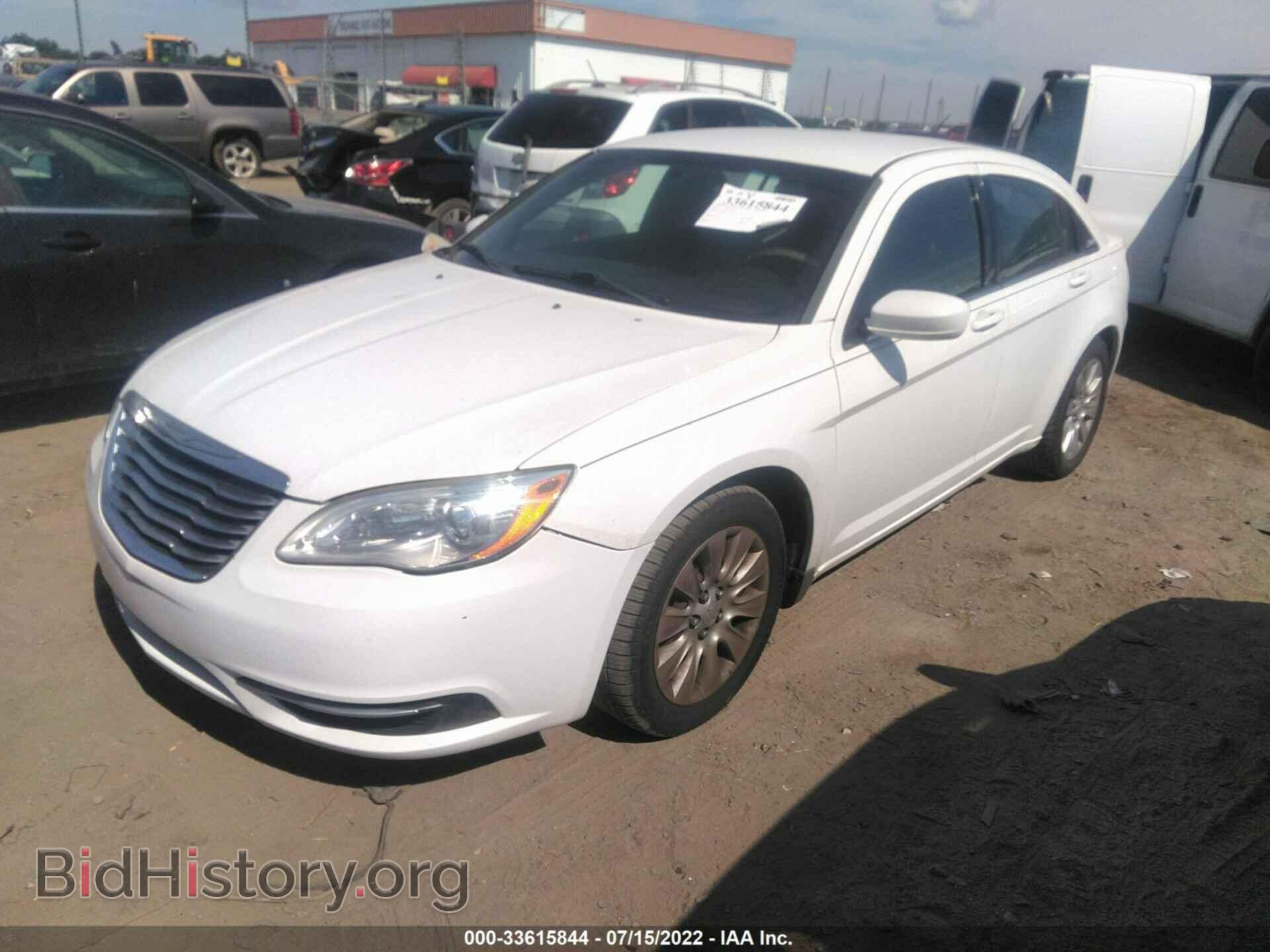 2012 CHRYSLER 200 - VIN: 1C3CCBAB5CN291901 - Фото 2