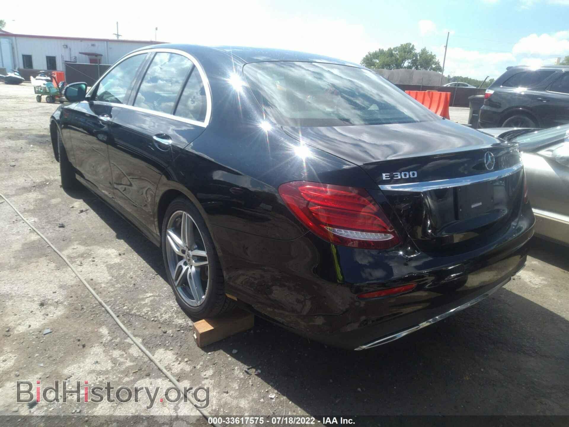 2019 MERCEDES-BENZ E-CLASS - VIN: WDDZF4KB9KA587331 - Фото 3