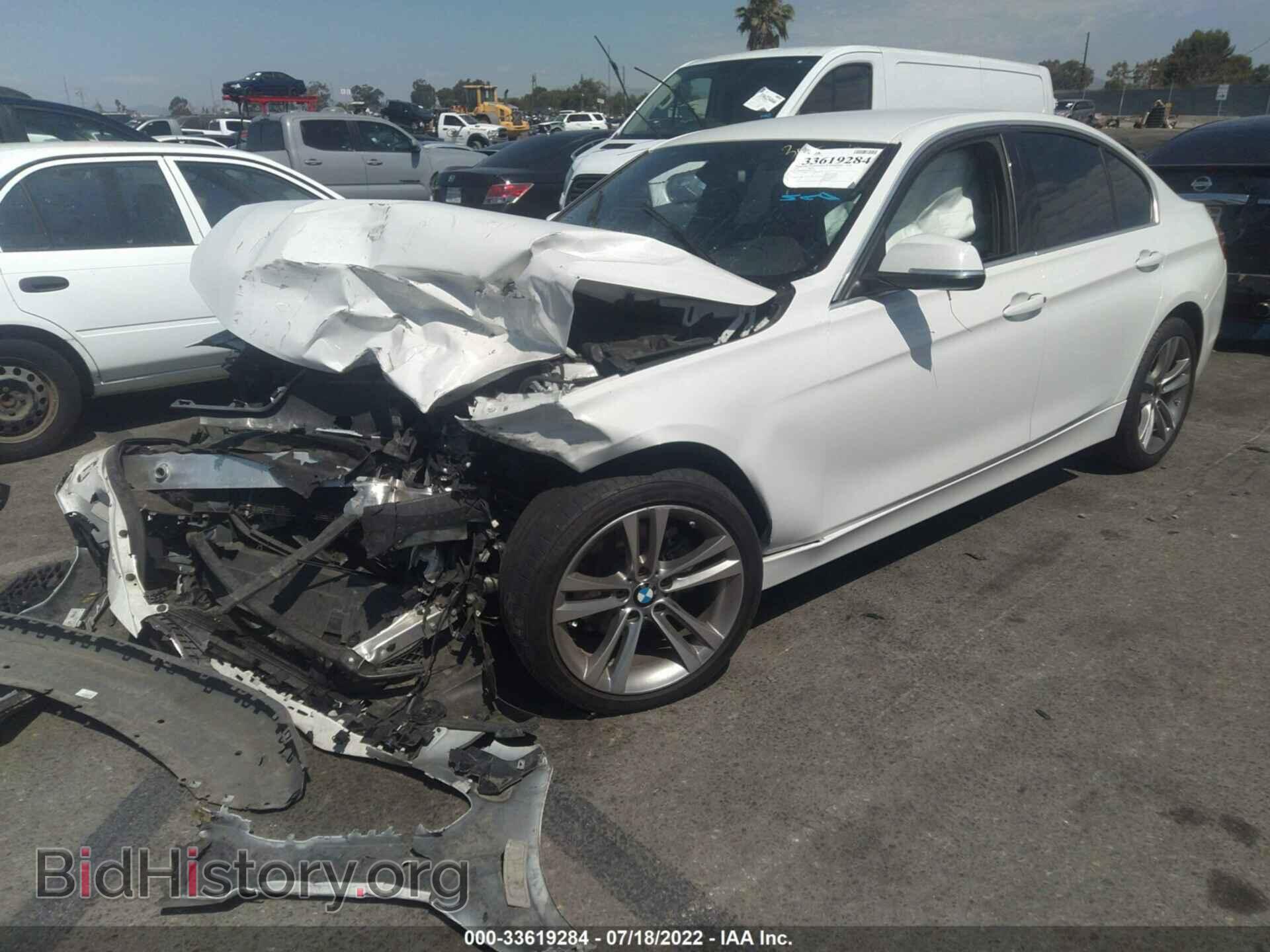 2018 BMW 3 SERIES - VIN: WBA8B9C59JEE83050 - Фото 2