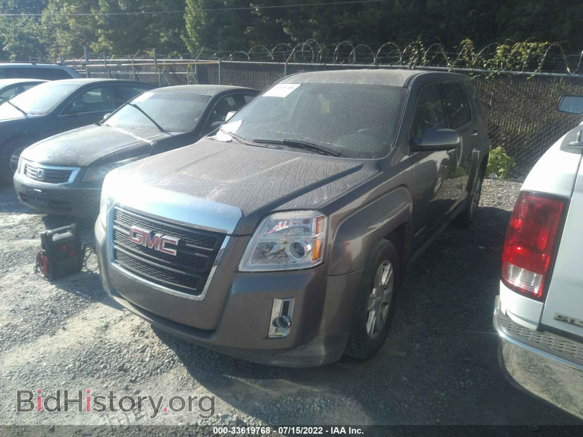 2010 GMC TERRAIN - VIN: 2CTFLCEW2A6307909 - Photo 2
