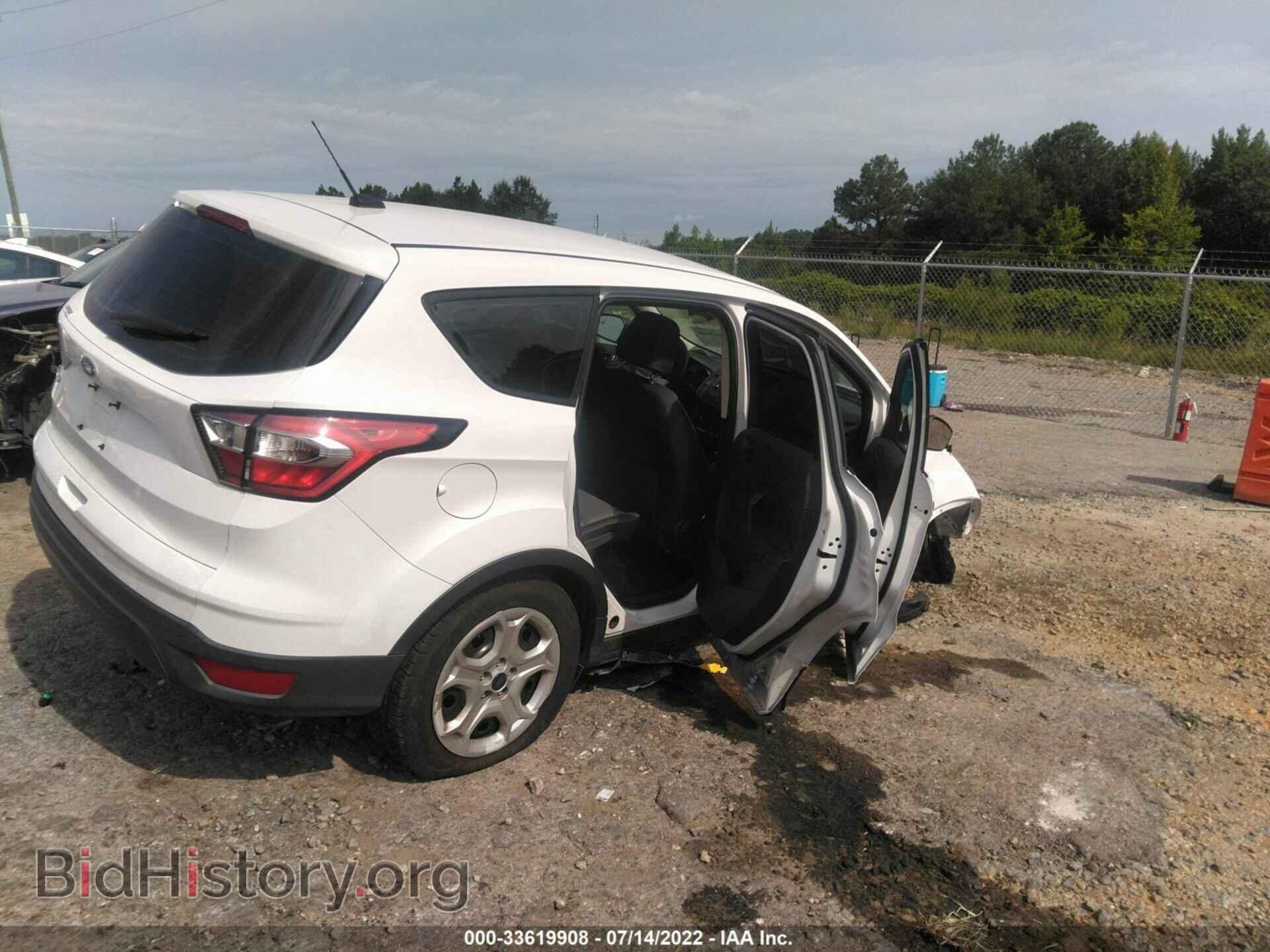 2017 FORD ESCAPE - VIN: 1FMCU0F71HUB94463 - Фото 4