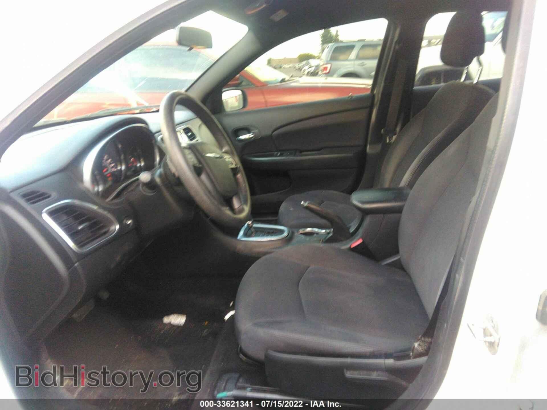 2013 CHRYSLER 200 - VIN: 1C3CCBAB0DN560422 - Photo 5