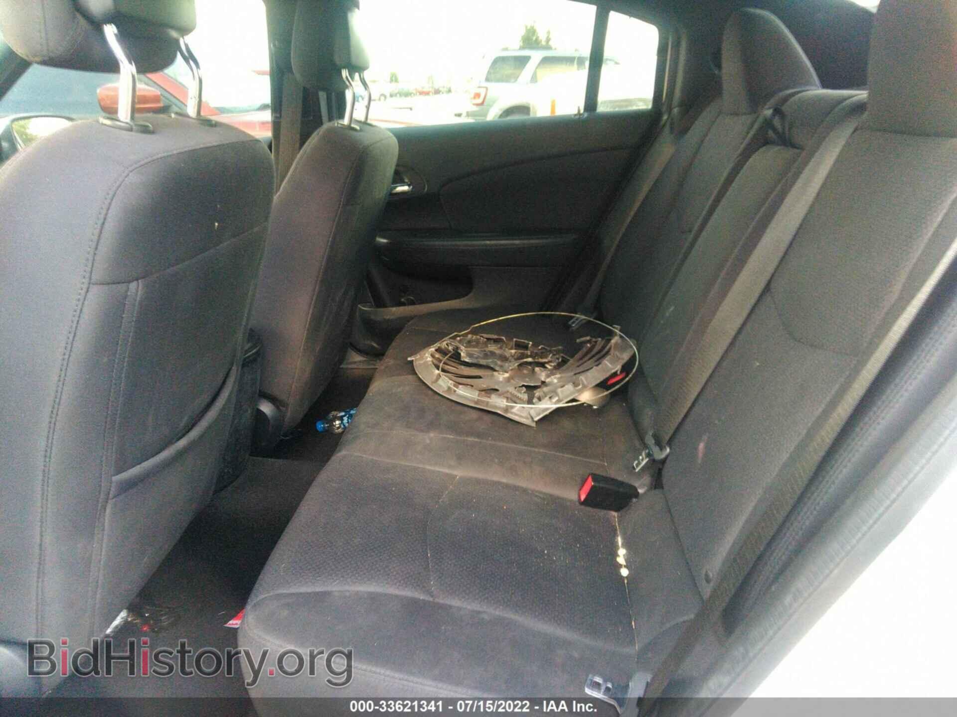 2013 CHRYSLER 200 - VIN: 1C3CCBAB0DN560422 - Photo 8