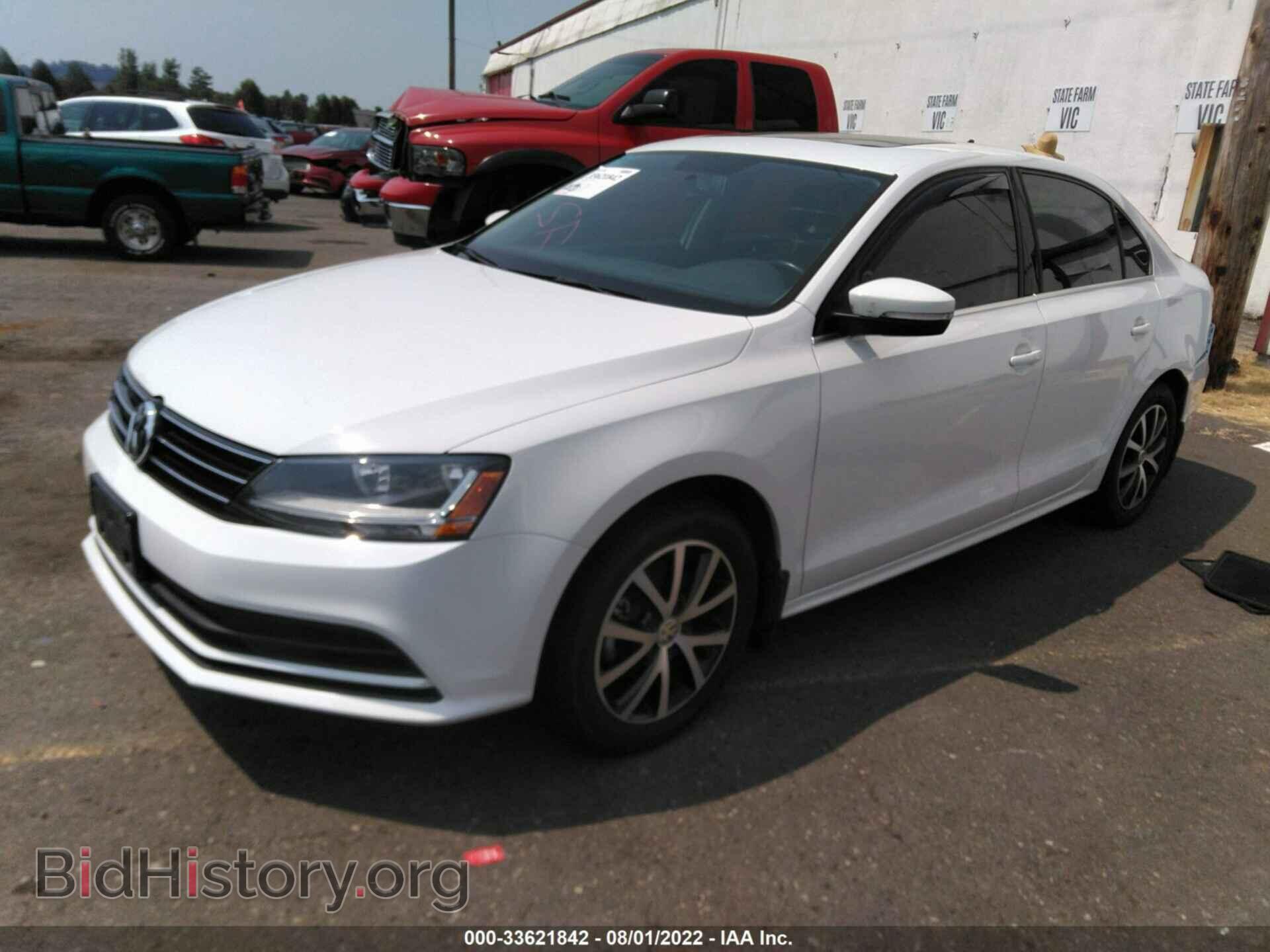 2017 VOLKSWAGEN JETTA - VIN: 3VWDB7AJ0HM277667 - Фото 2