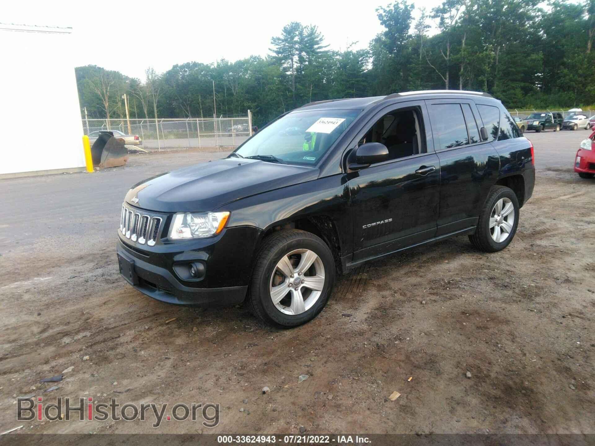 2012 JEEP COMPASS - VIN: 1C4NJDBB0CD611099 - Photo 2