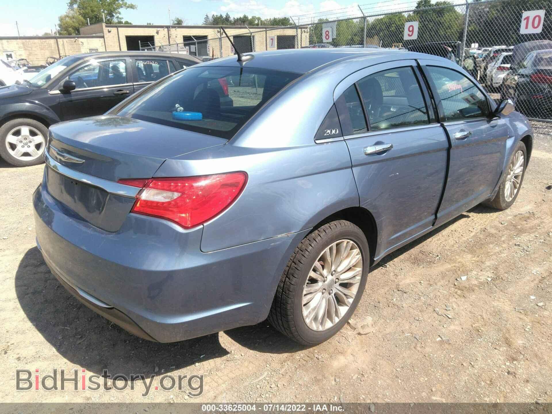 2011 CHRYSLER 200 - VIN: 1C3BC2FG4BN607285 - Фото 4