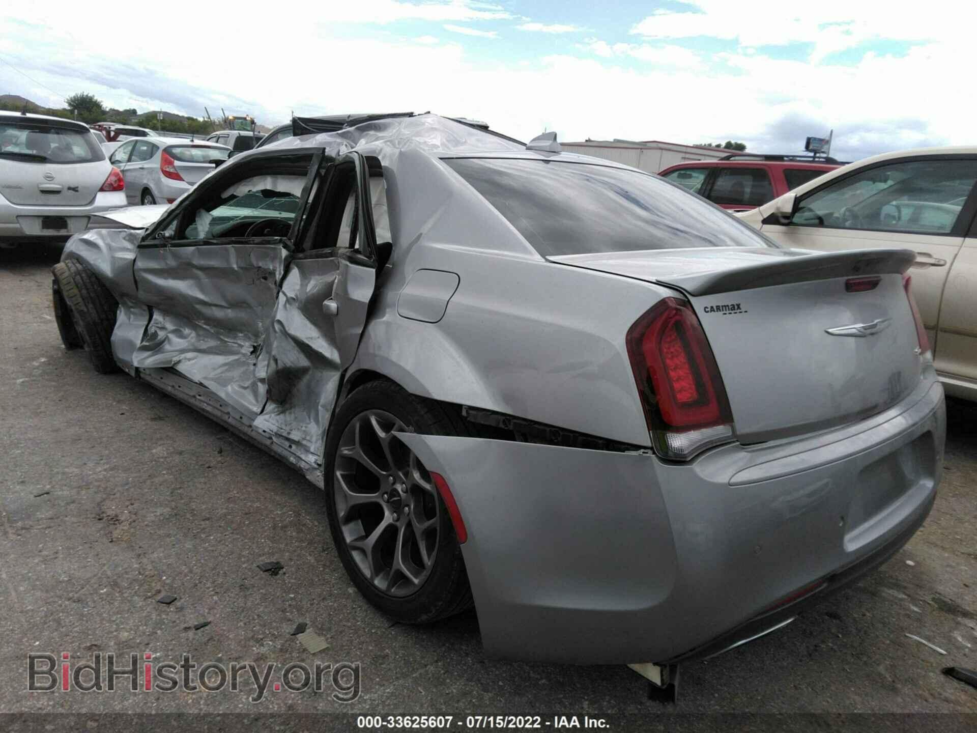 2018 CHRYSLER 300 - VIN: 2C3CCABG3JH243968 - Фото 3