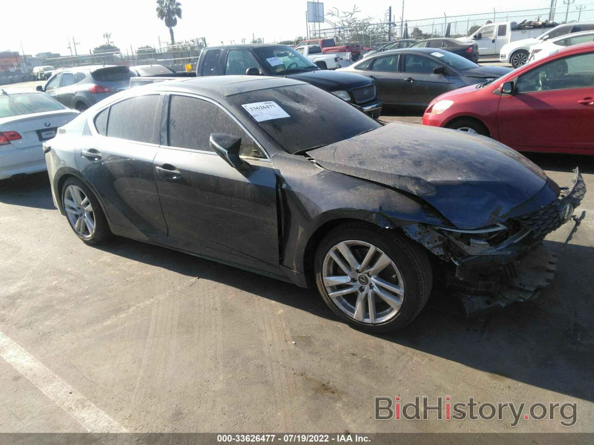 Photo JTHCA1D25M5114885 - LEXUS IS 2021