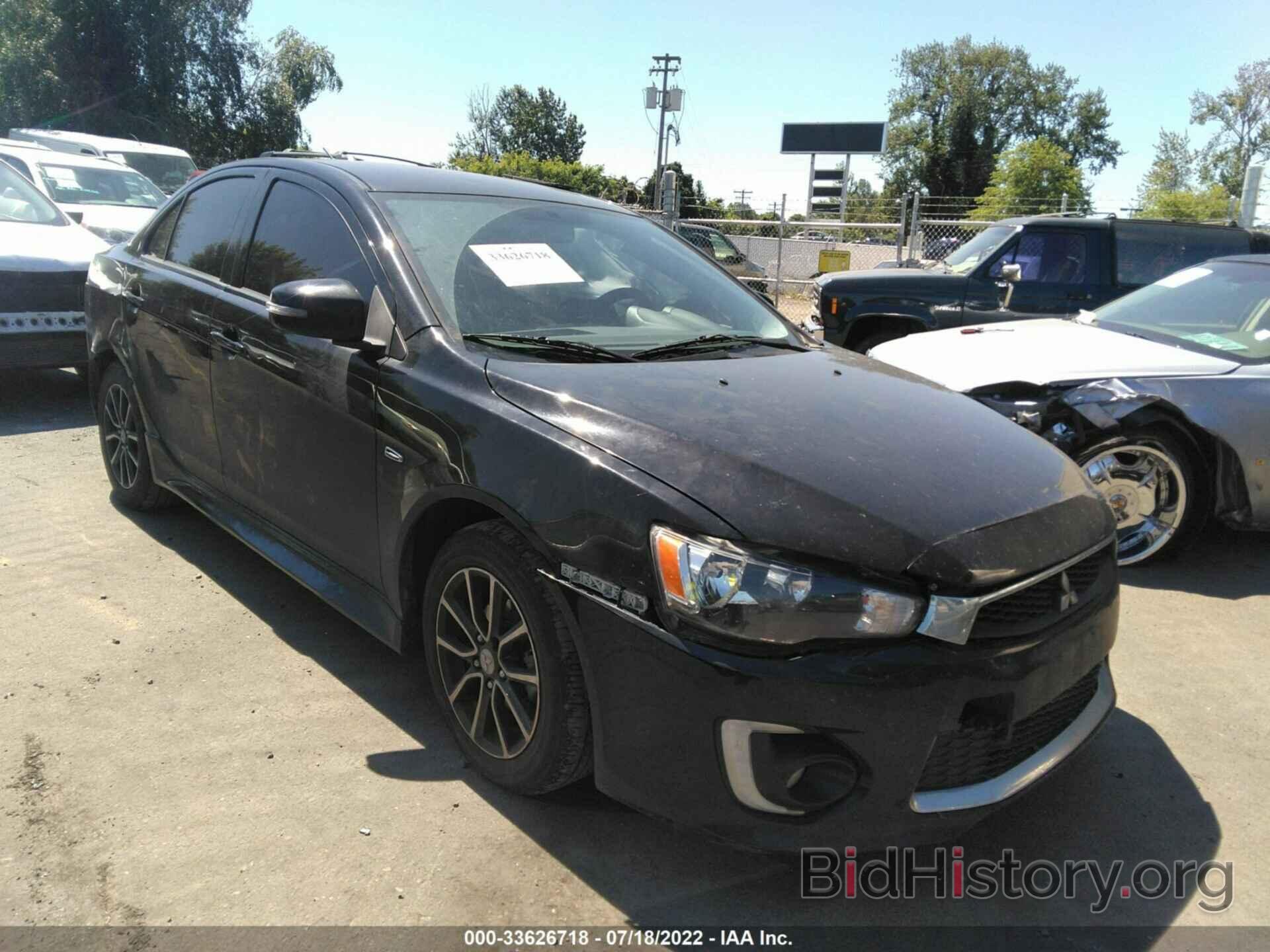 Photo JA32U2FU0HU008413 - MITSUBISHI LANCER 2017