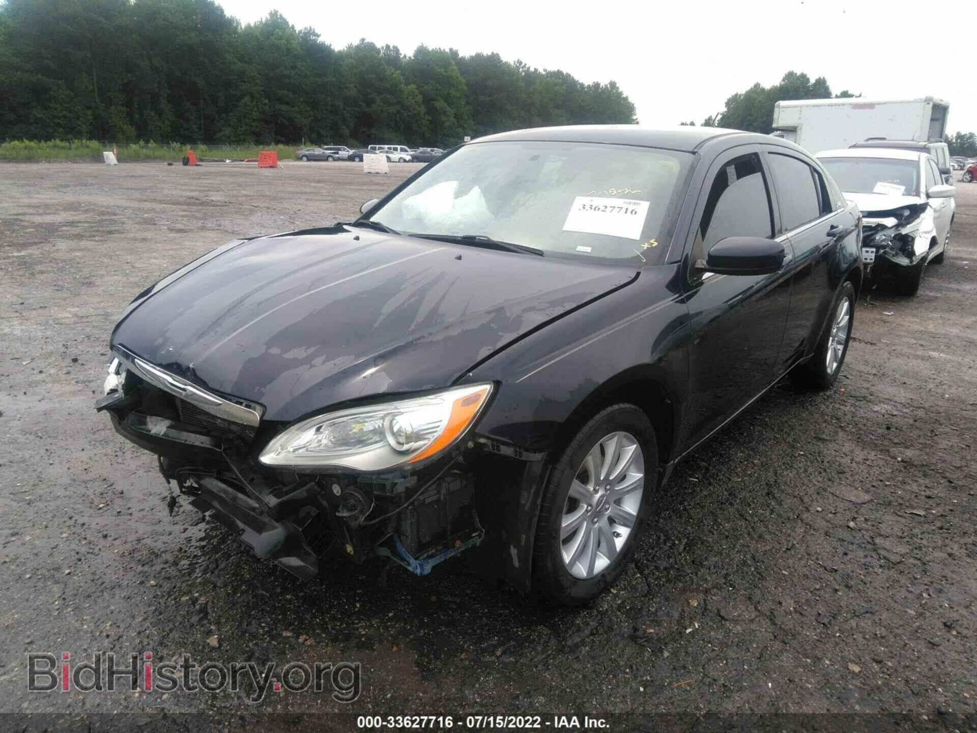 2013 CHRYSLER 200 - VIN: 1C3CCBBB2DN632834 - Фото 2