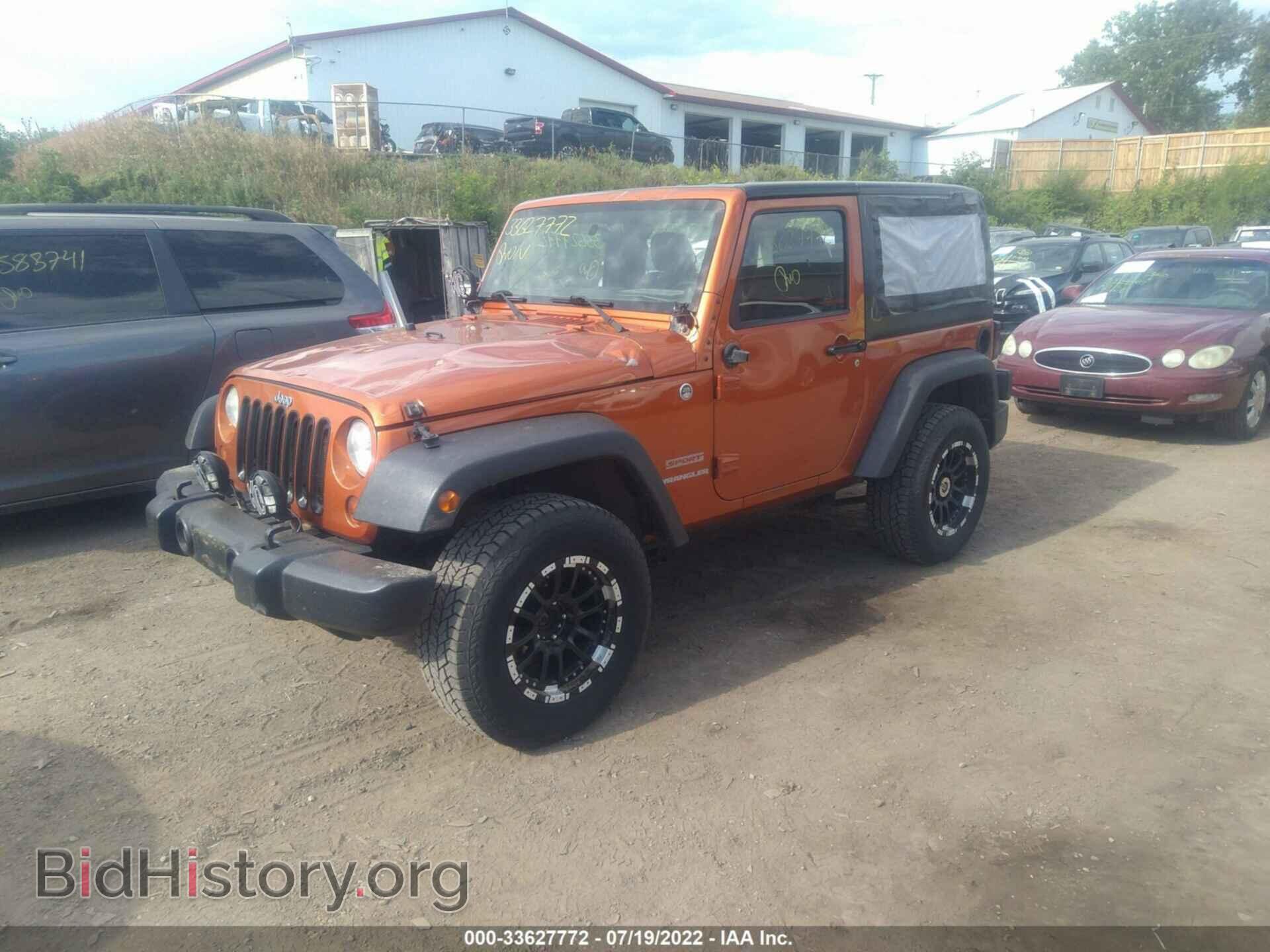 2011 JEEP WRANGLER - VIN: 1J4AA2D10BL596609 - Фото 2