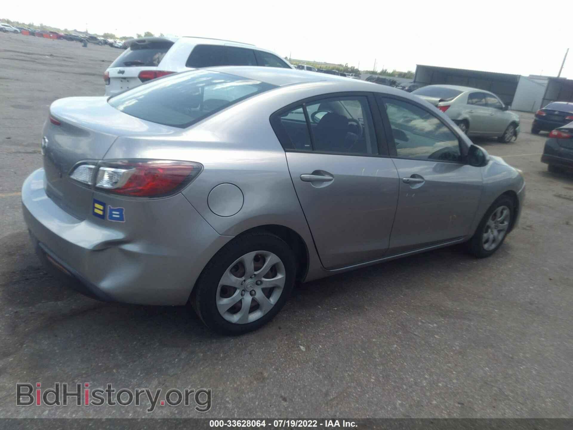 2011 MAZDA MAZDA3 - VIN: JM1BL1UF6B1428401 - Фото 4