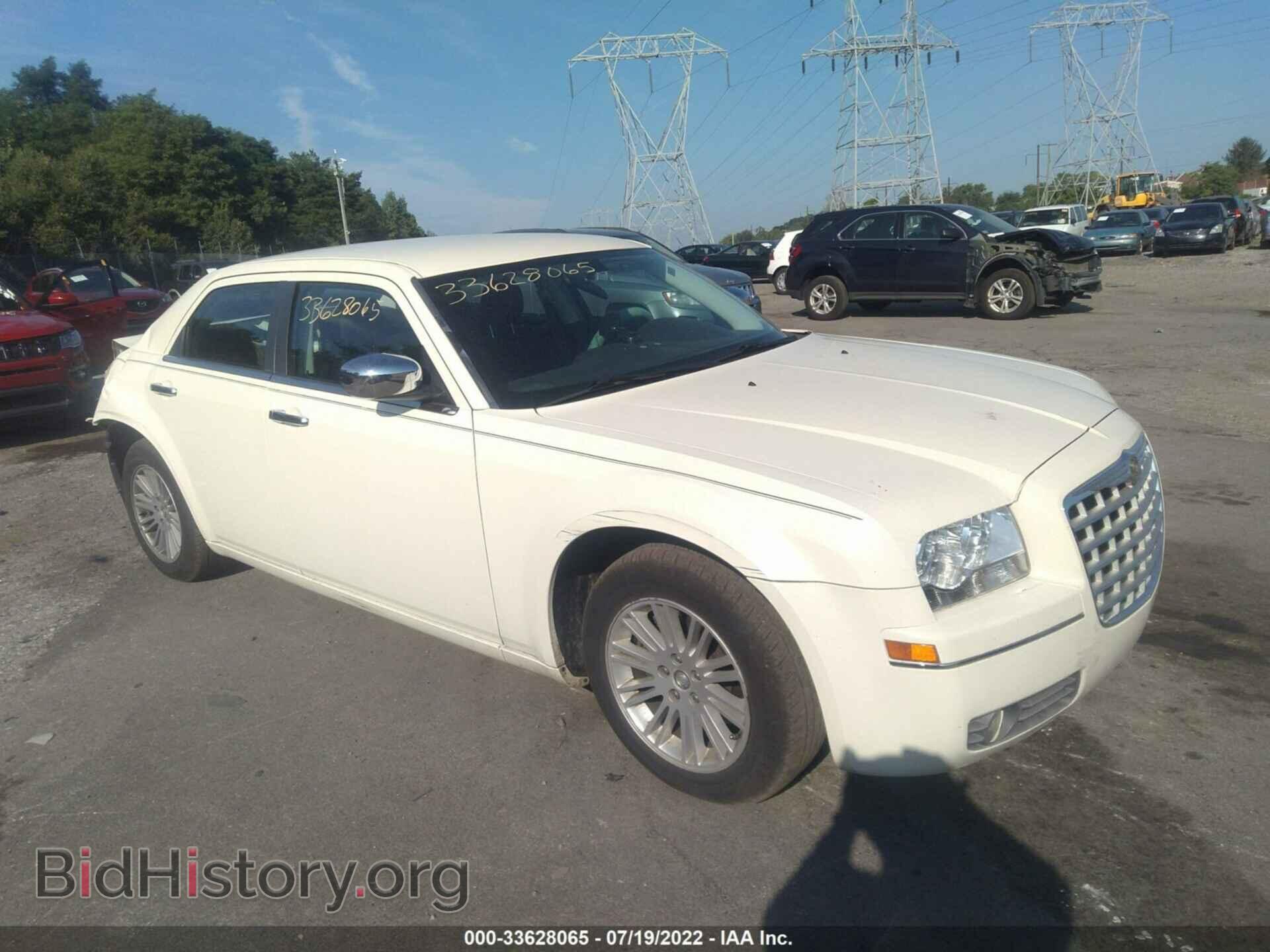 Photo 2C3CA4CD9AH180595 - CHRYSLER 300 2010