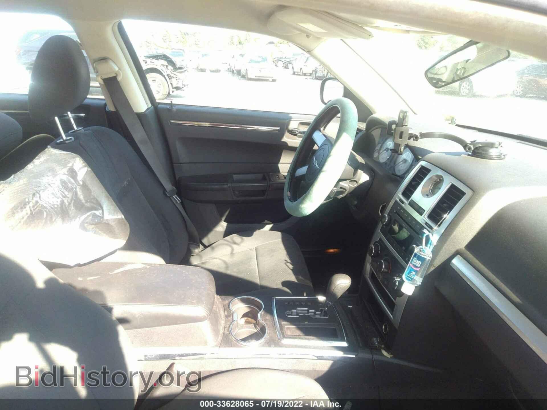 2010 CHRYSLER 300 - VIN: 2C3CA4CD9AH180595 - Фото 5