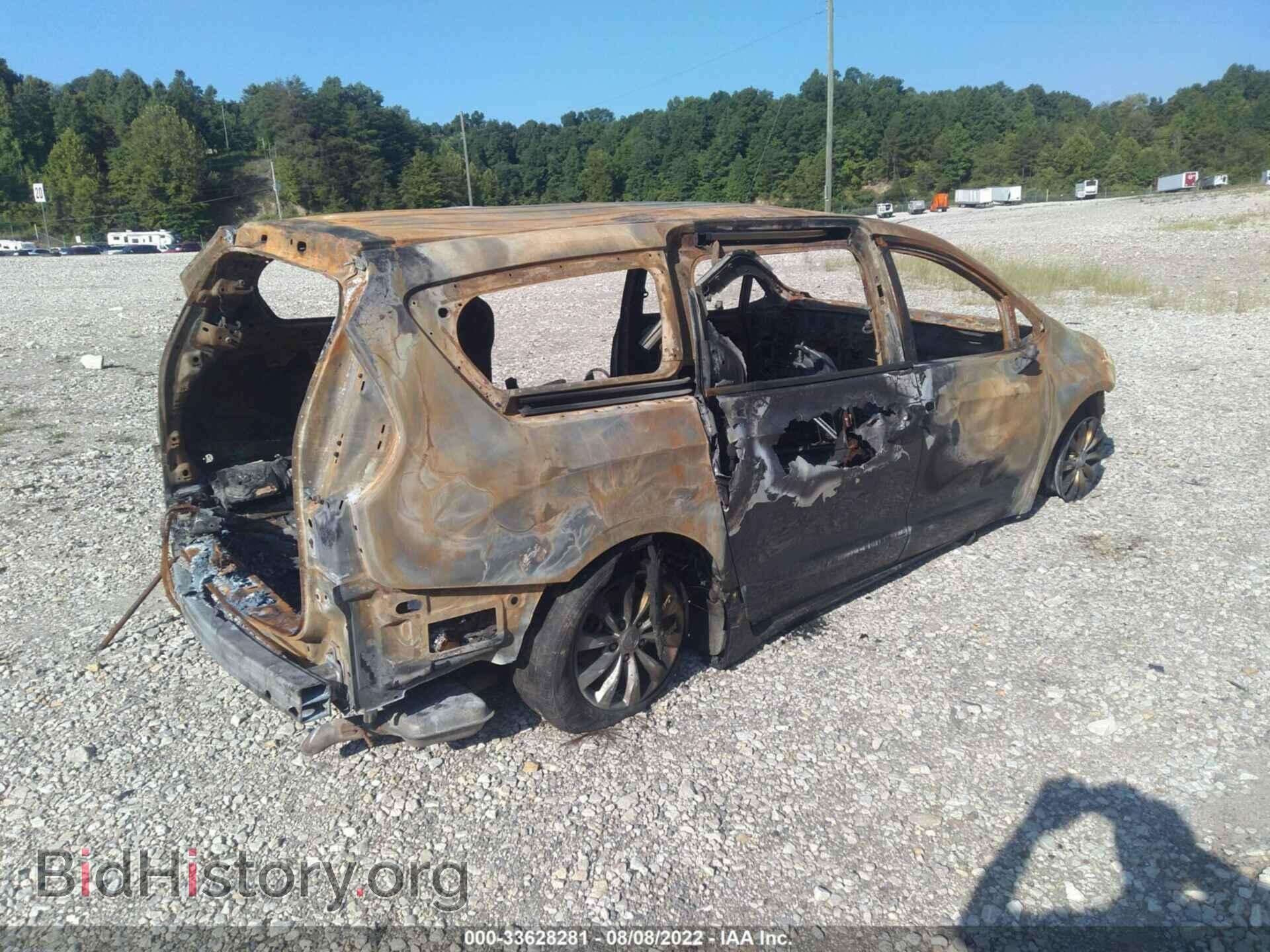 2017 CHRYSLER PACIFICA - VIN: 2C4RC1DG9HR609455 - Photo 4