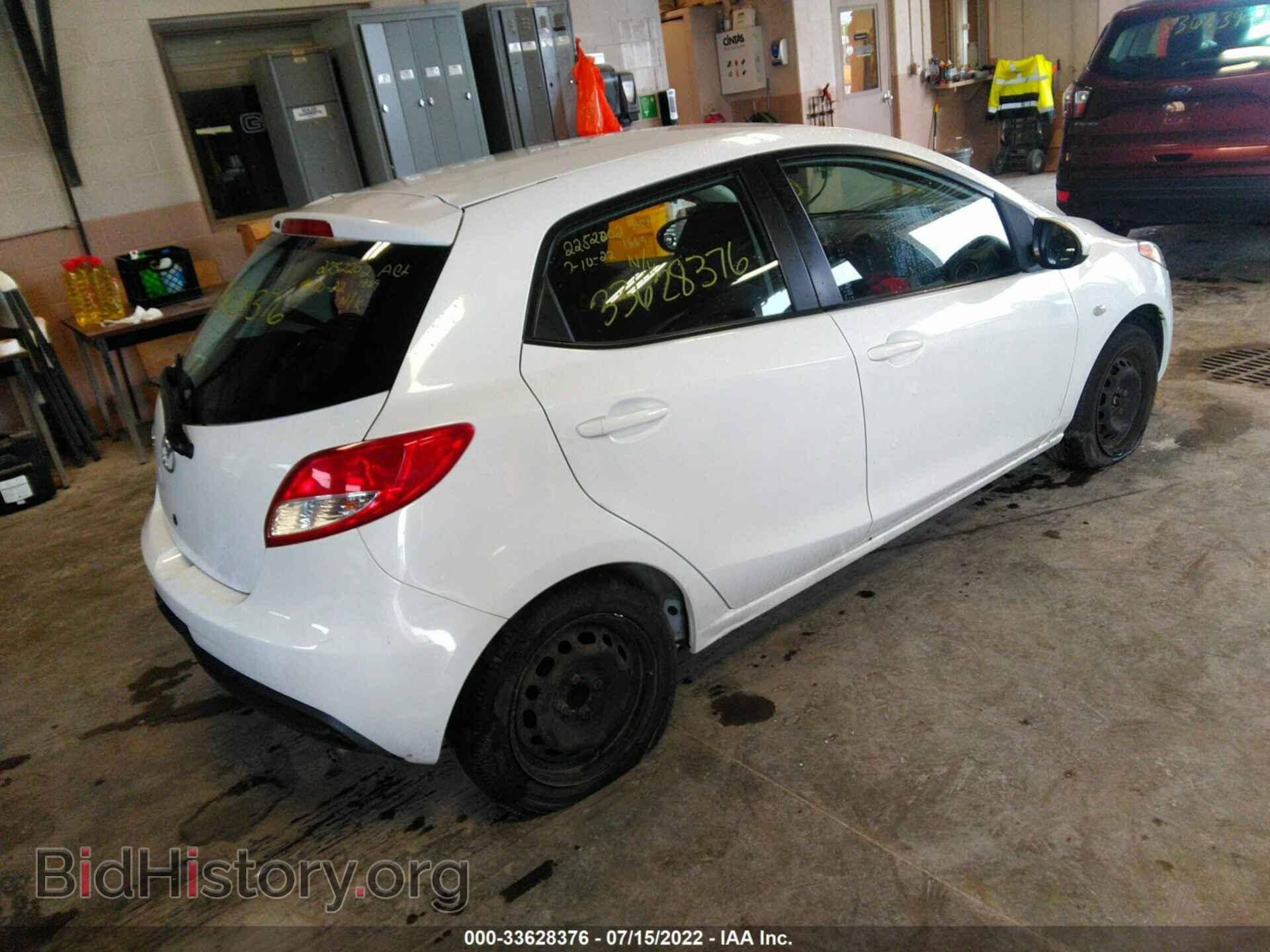 2014 MAZDA MAZDA2 - VIN: JM1DE1KY4E0185088 - Фото 4