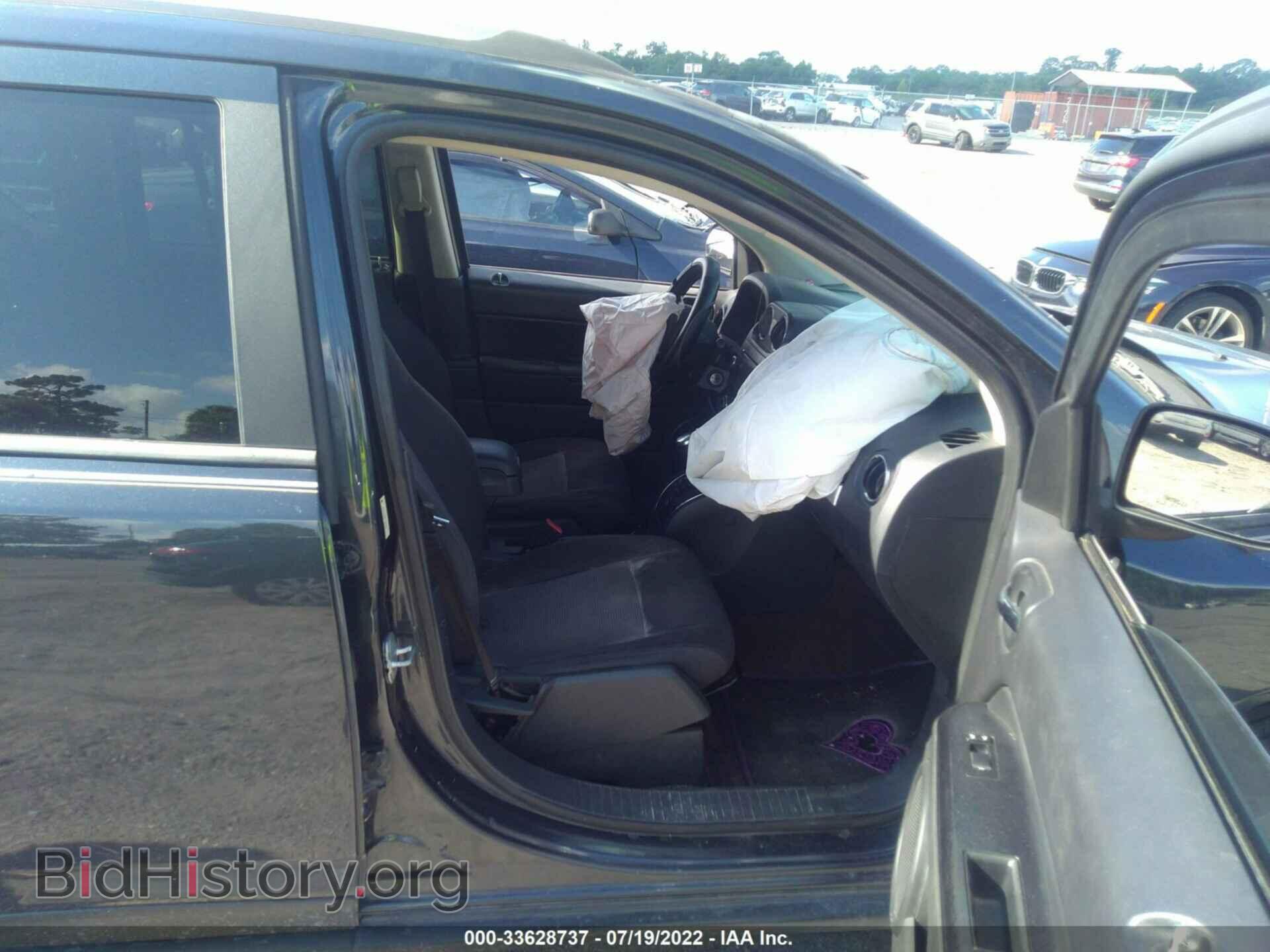 2014 JEEP COMPASS - VIN: 1C4NJCBA9ED643702 - Фото 5