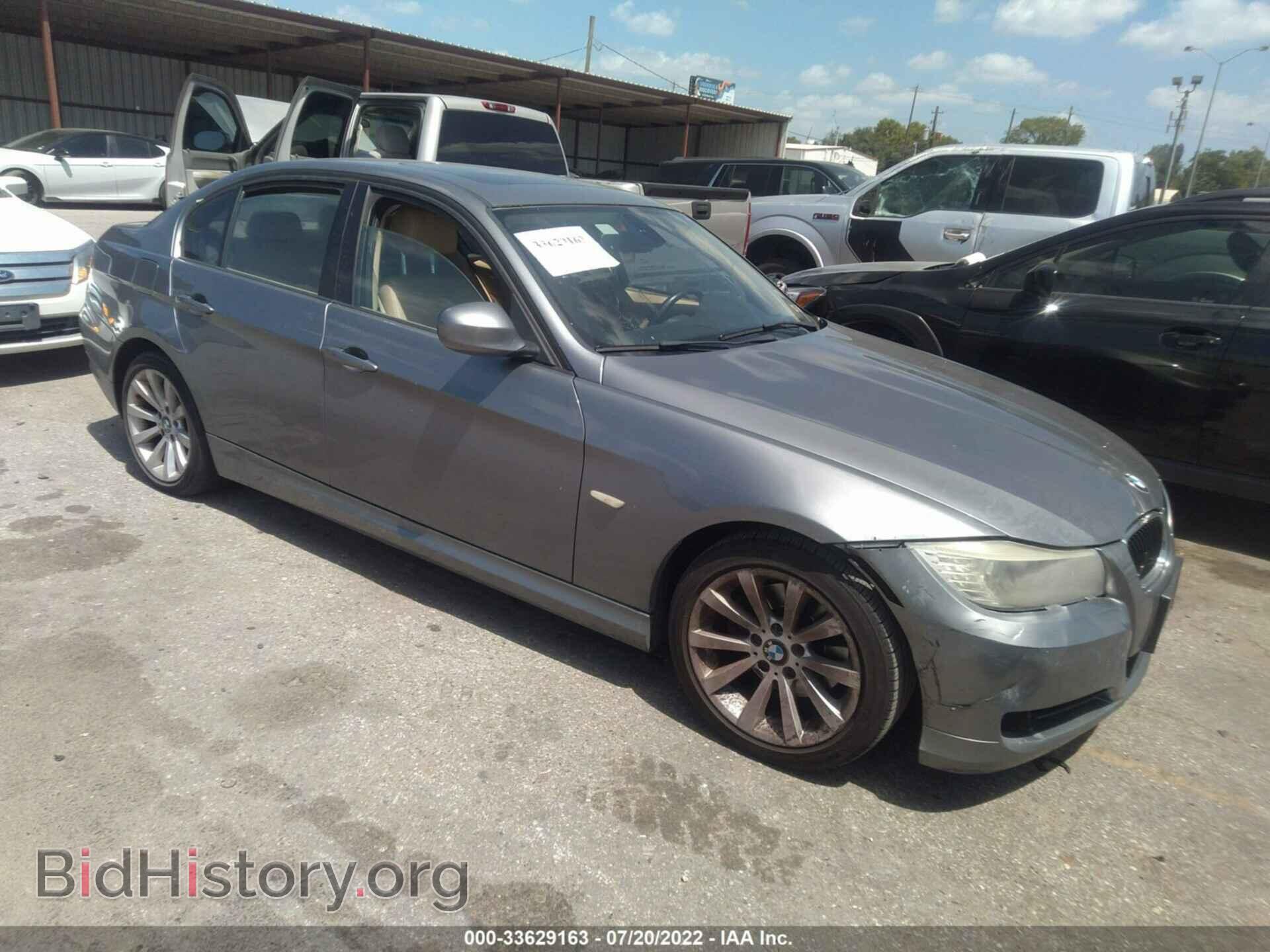 Фотография WBAPH7C53BA802236 - BMW 3 SERIES 2011