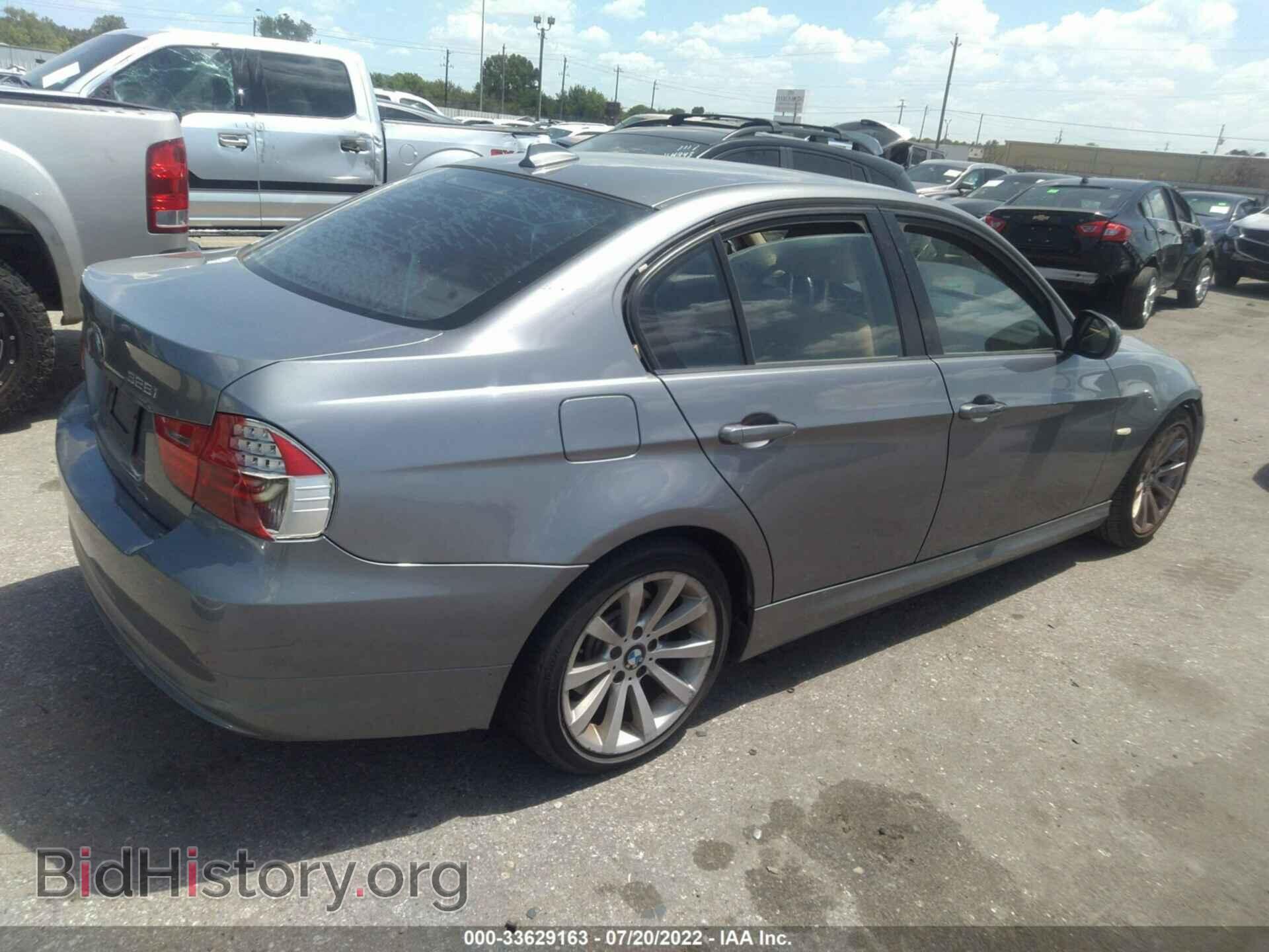 2011 BMW 3 SERIES - VIN: WBAPH7C53BA802236 - Фото 4