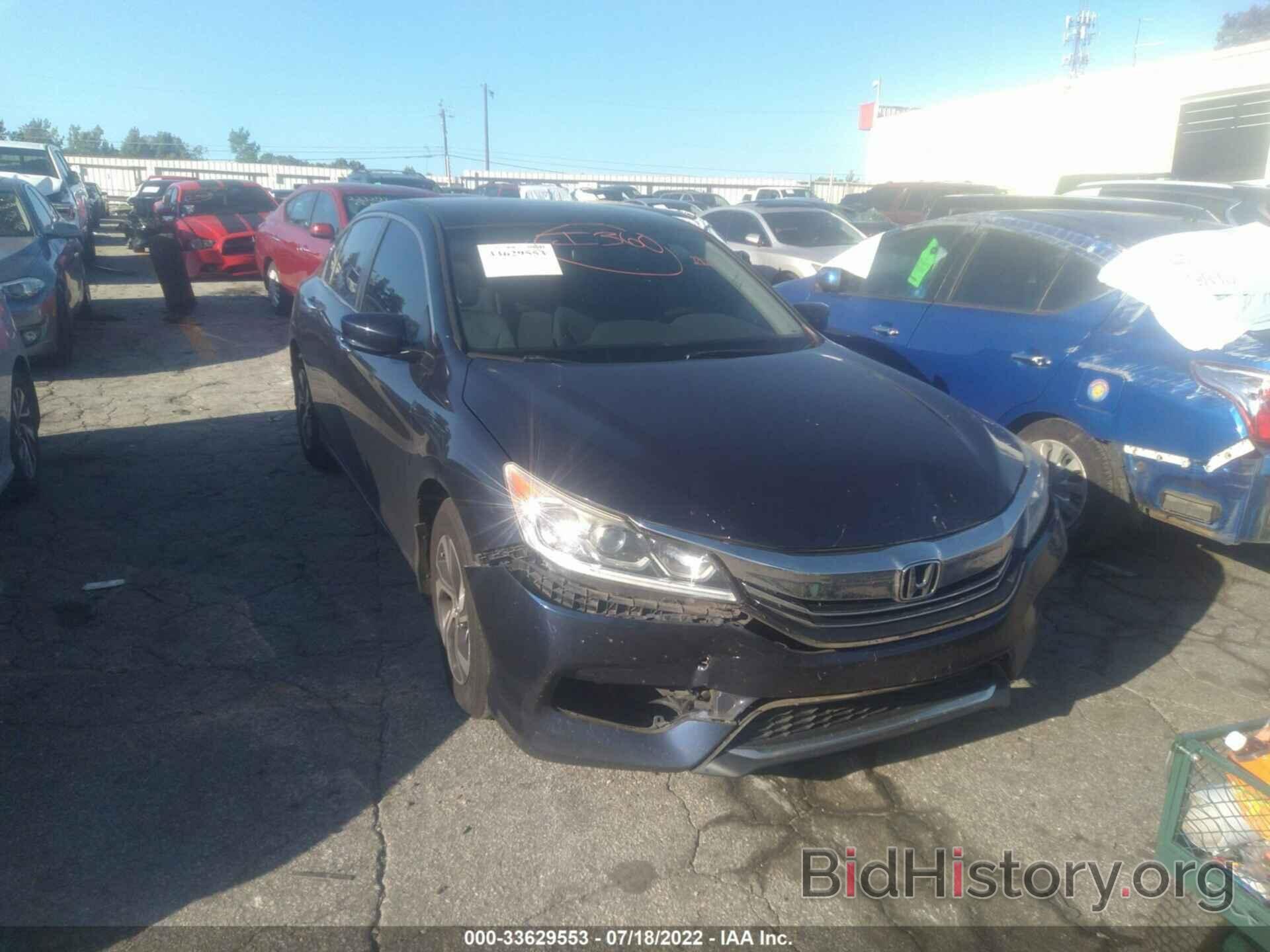 Photo 1HGCR2F39HA047065 - HONDA ACCORD SEDAN 2017